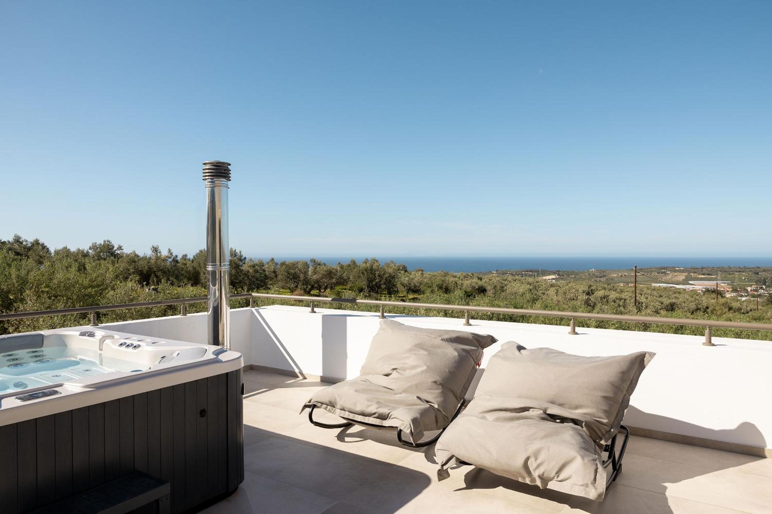 Porto Cali, Earthy Retreat Amidst Nature by etouri