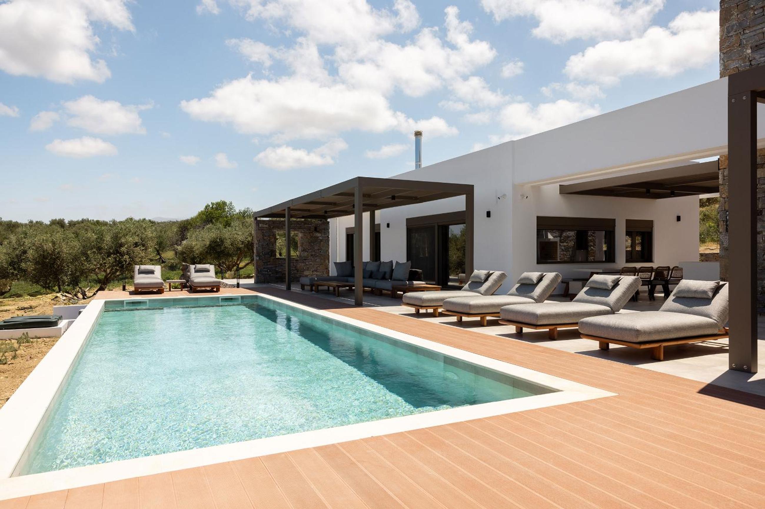 Porto Cali, Earthy Retreat Amidst Nature by etouri