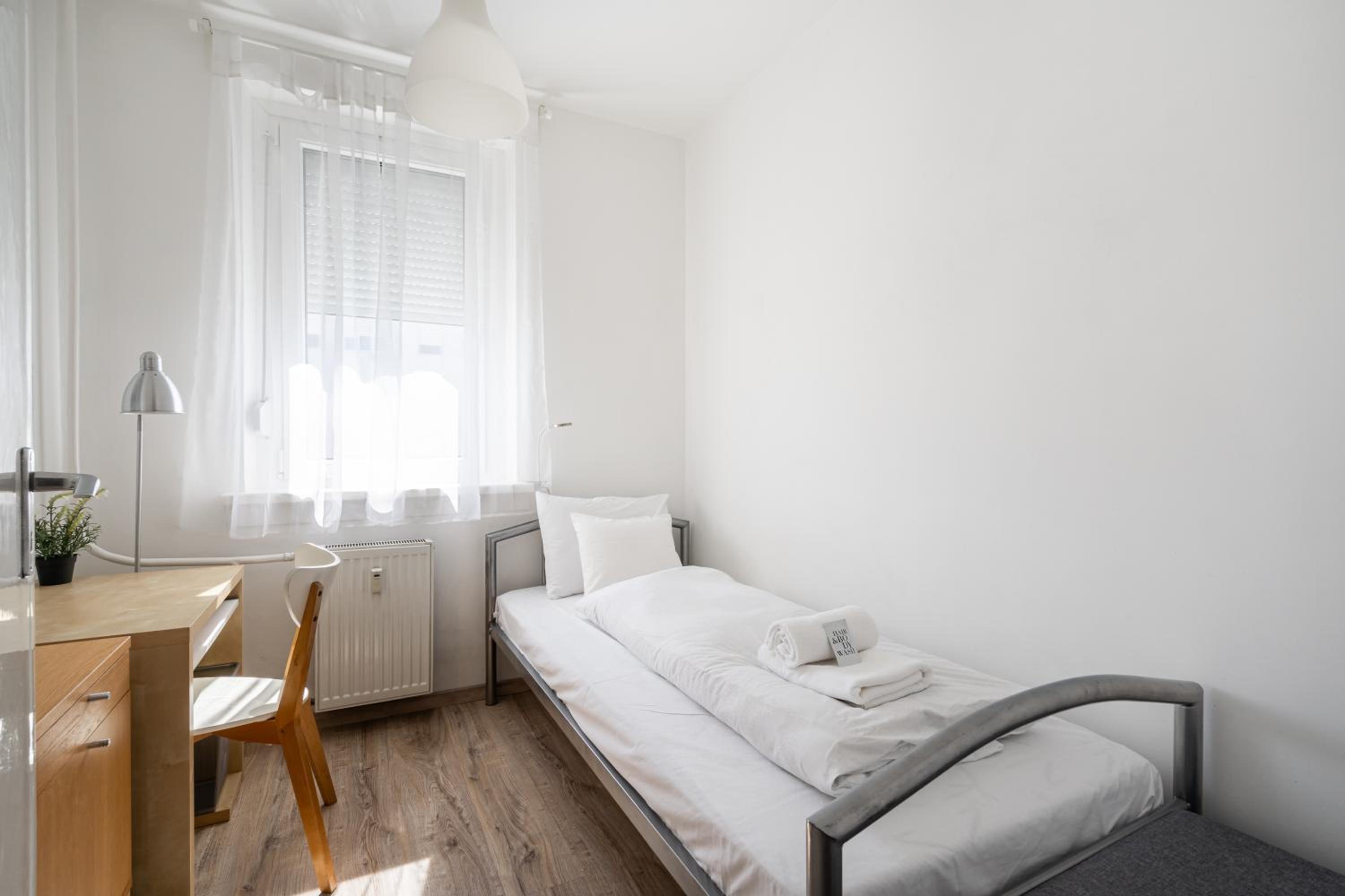 Lunar Love Apartment
