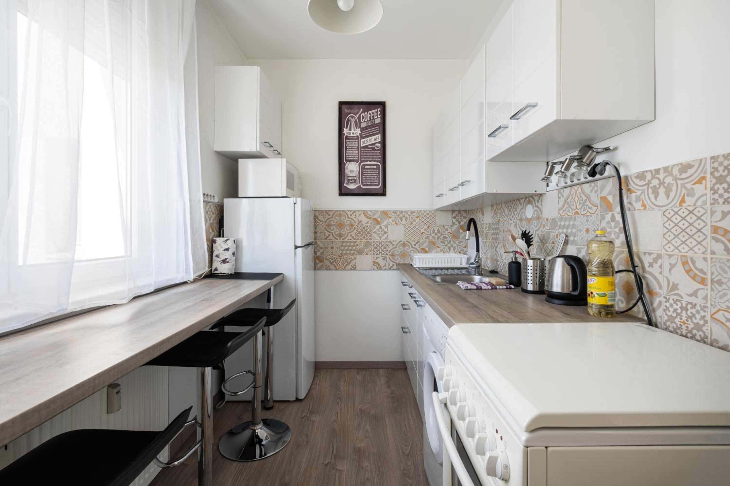 Lunar Love Apartment