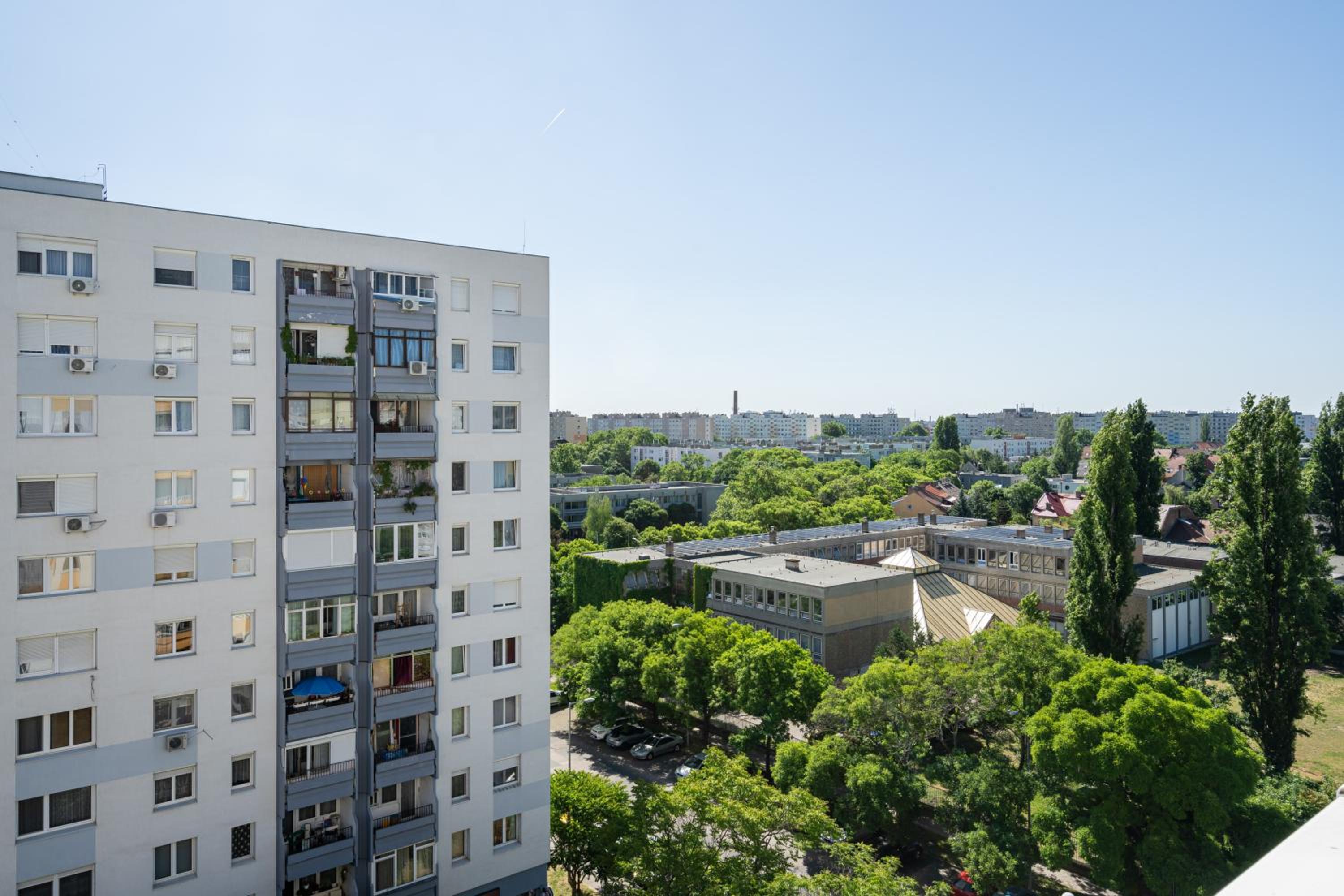 Lunar Love Apartment