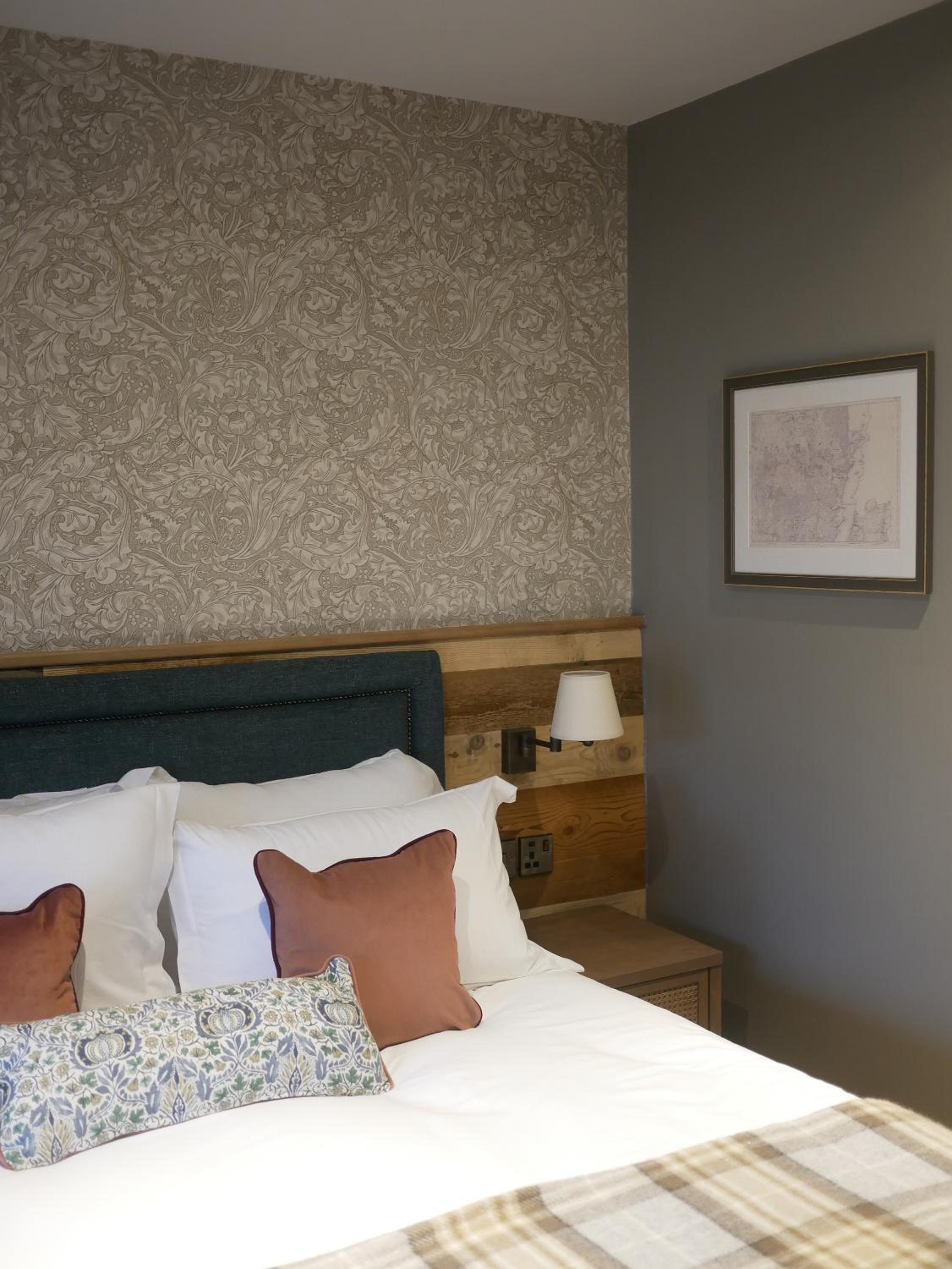Queens Head Inn & Restaurant