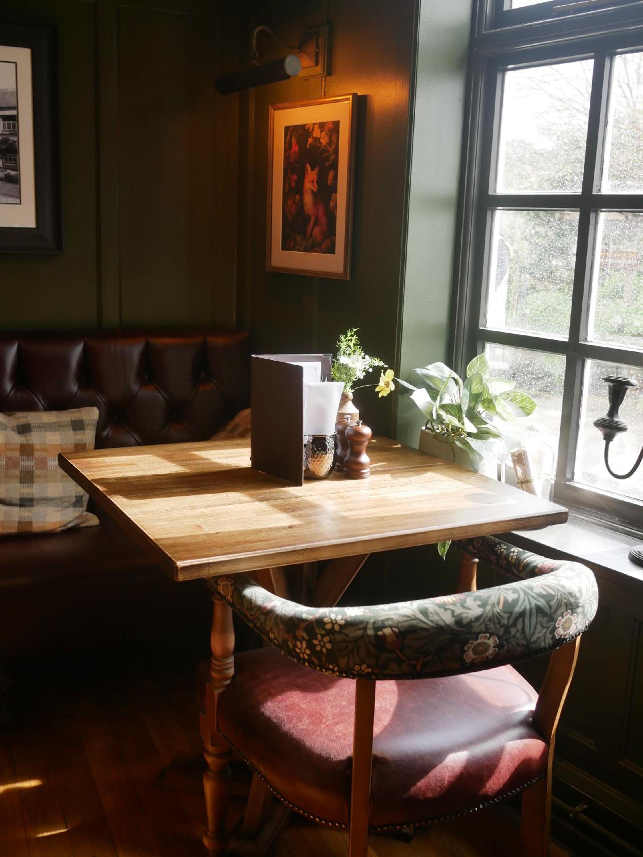 Queens Head Inn & Restaurant