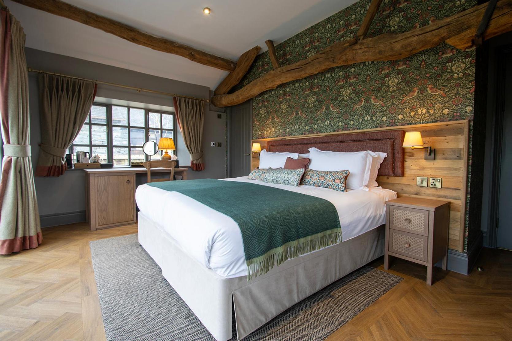 Queens Head Inn & Restaurant