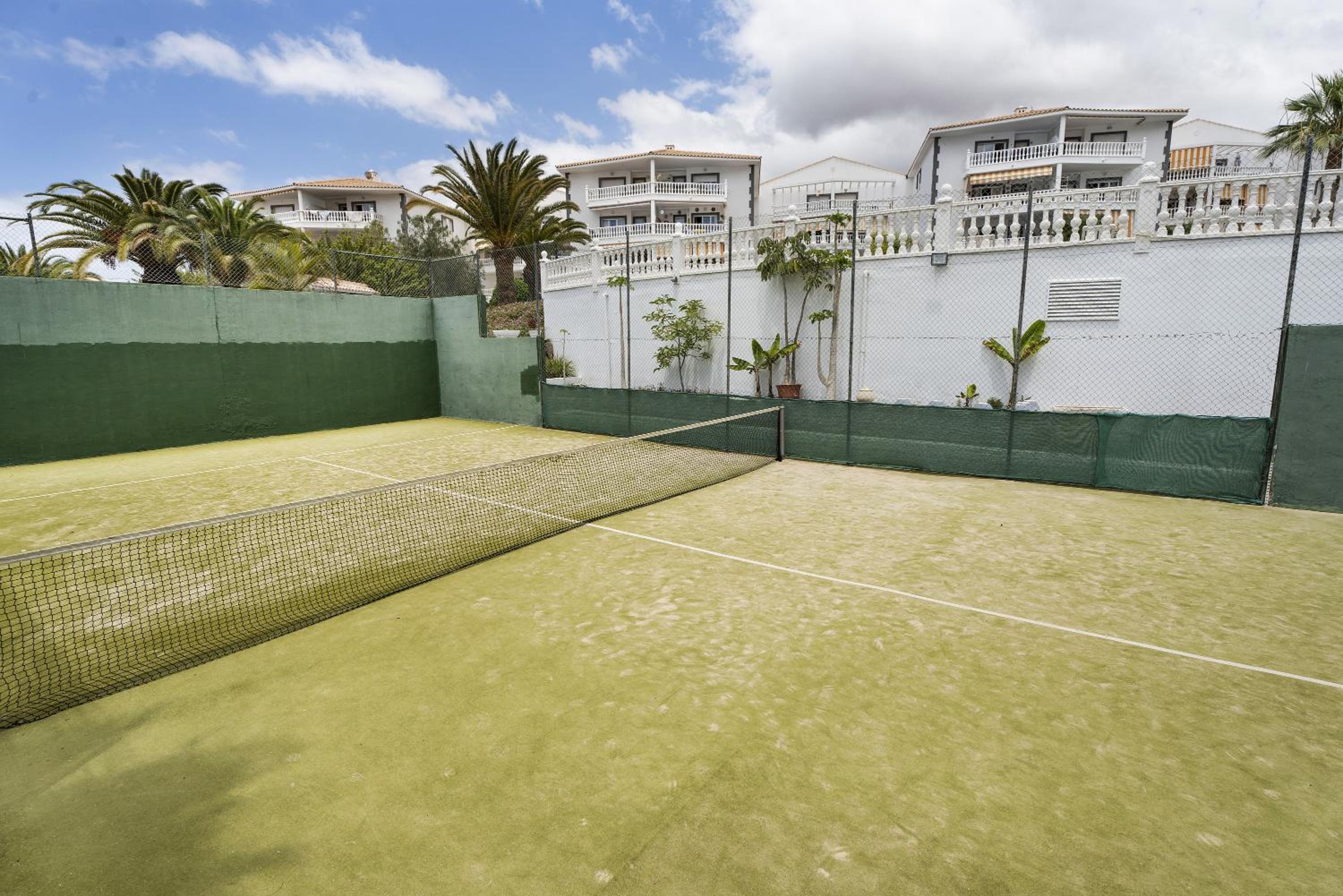 Apto Vistahermosa 3 Bed and Pool view 2