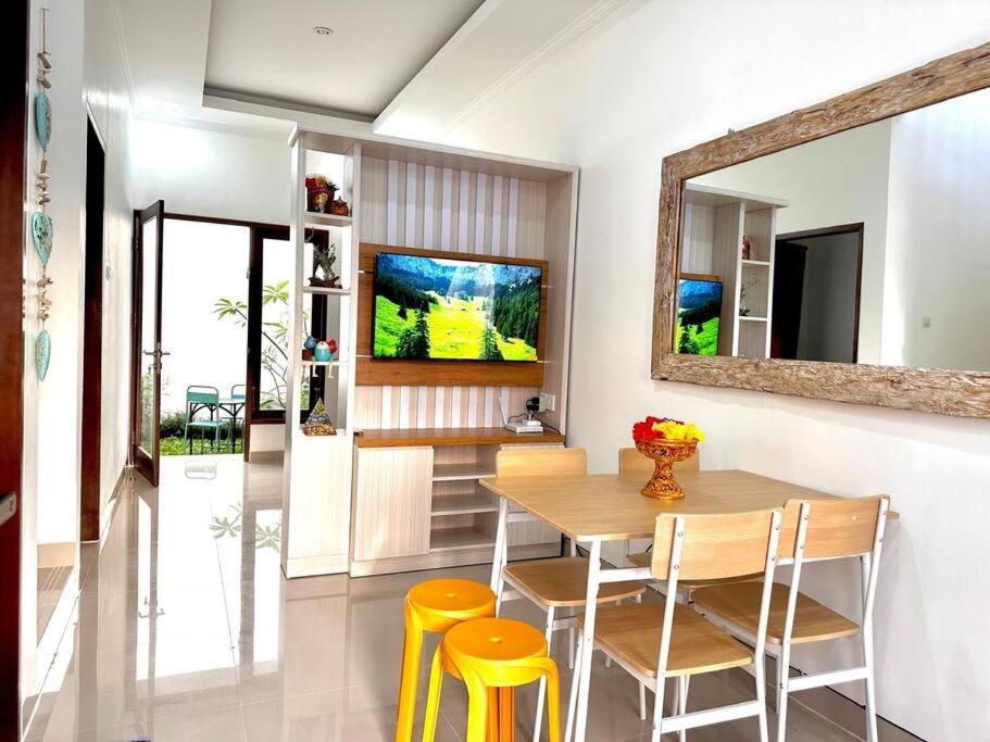 Cosy 3 bedrooms at budget price @ Jimbaran view 3
