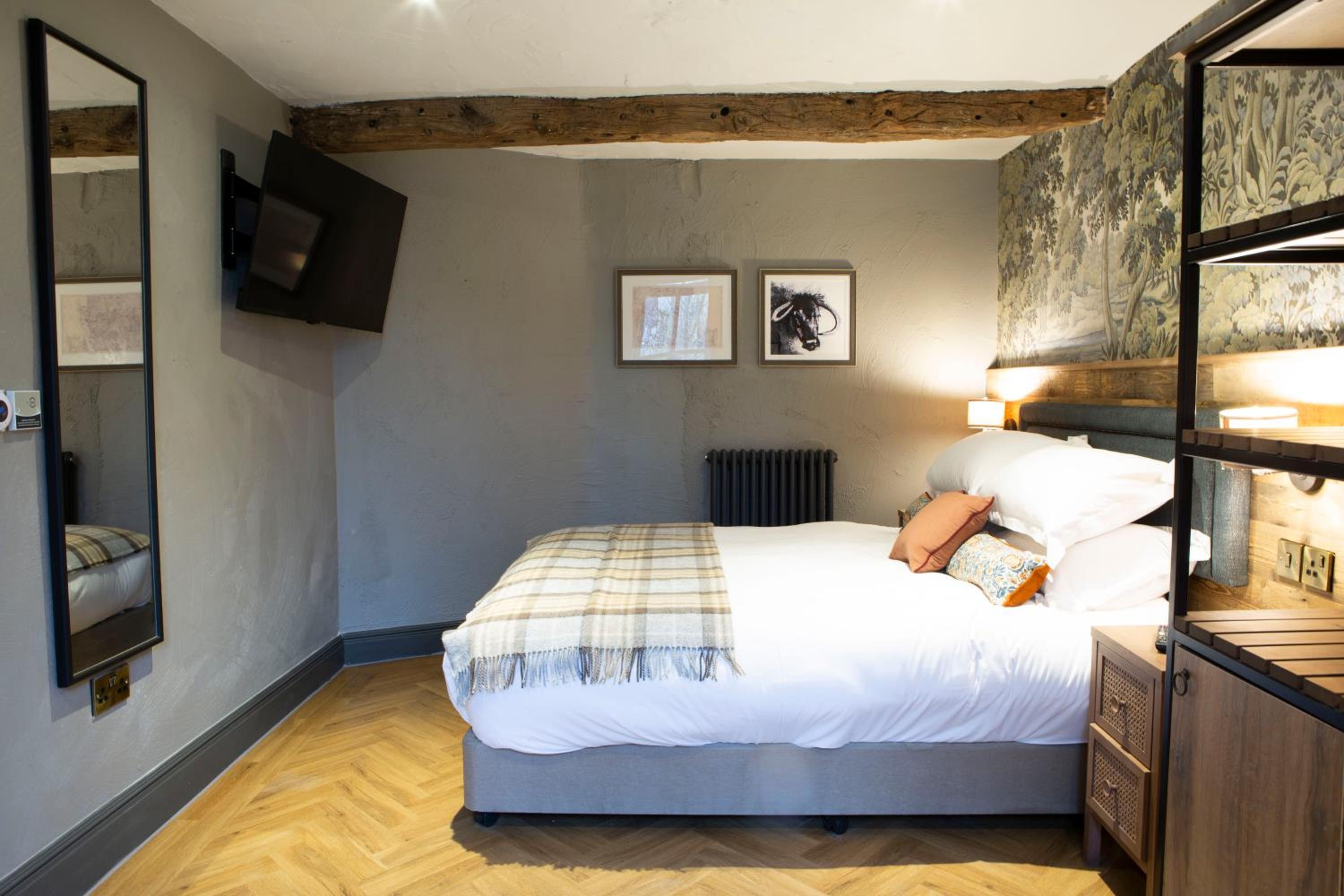 Queens Head Inn & Restaurant