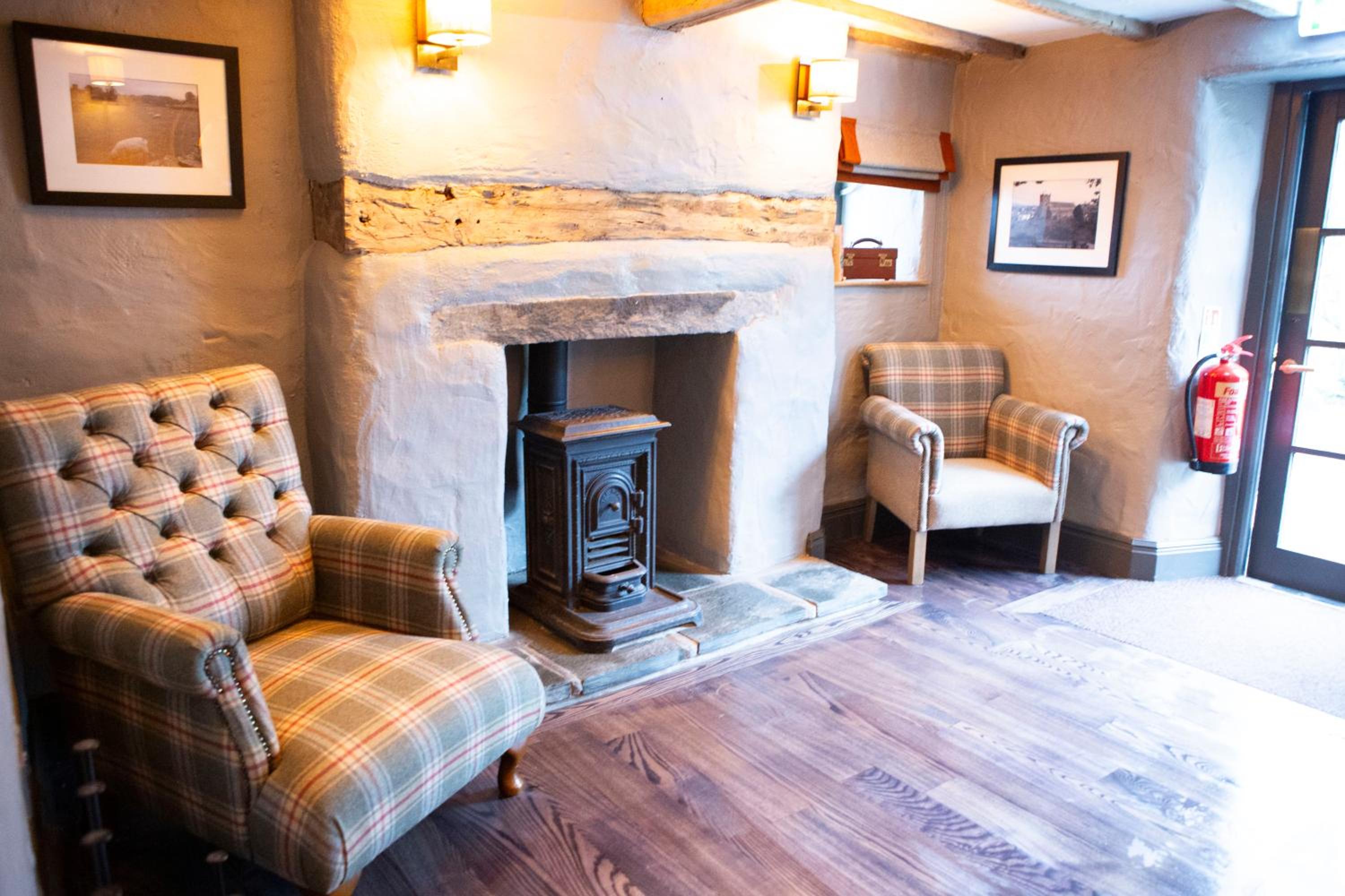 Queens Head Inn & Restaurant