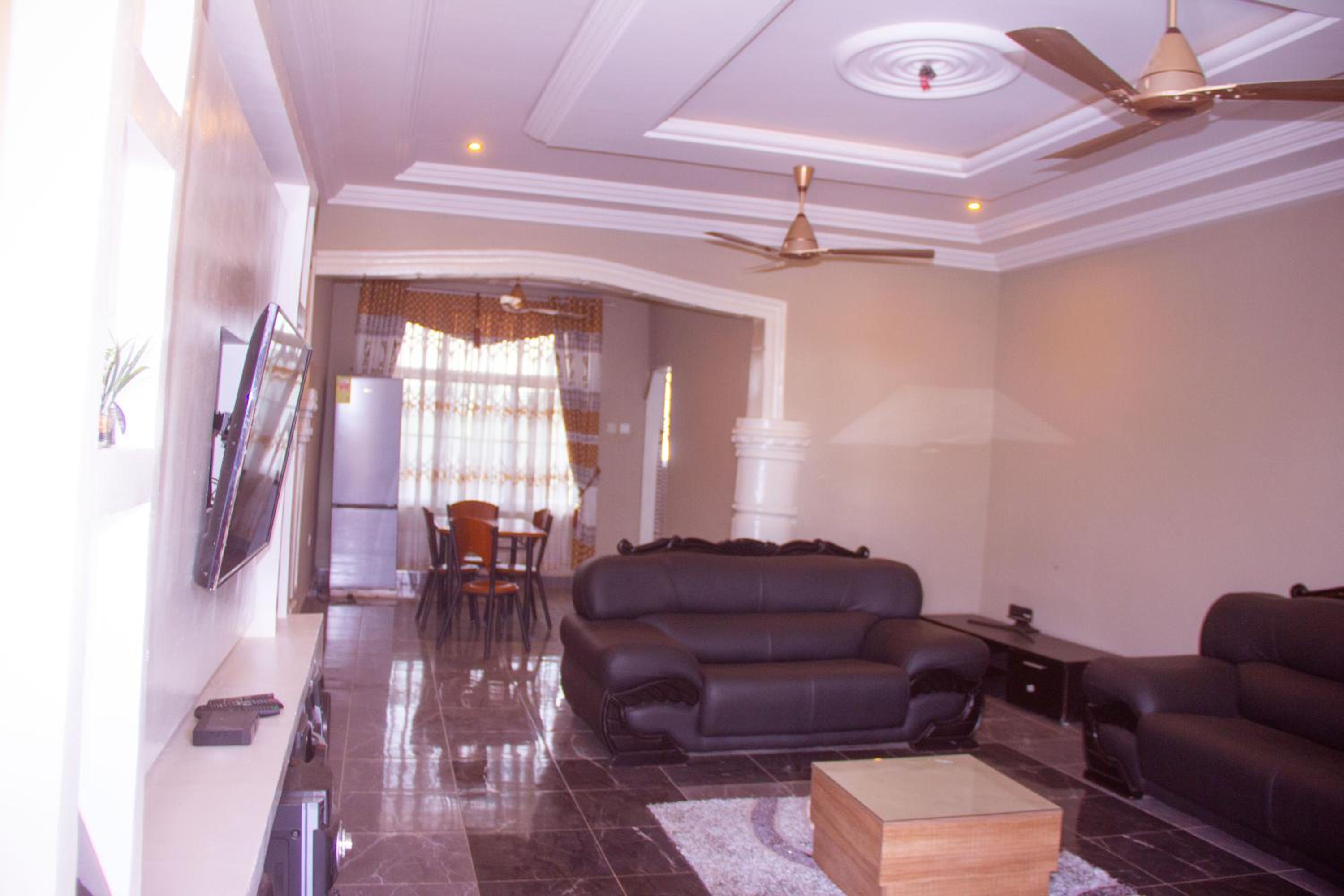 Maakyere Apartments