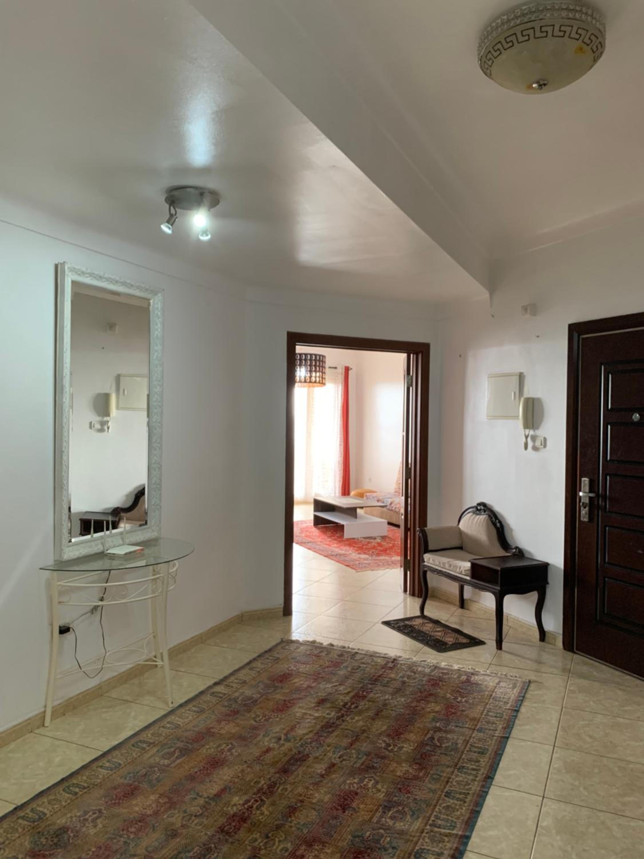 Splendide appartement style new-yorkais de 180 m2 à mobilart vue mer pour famille uniquement
