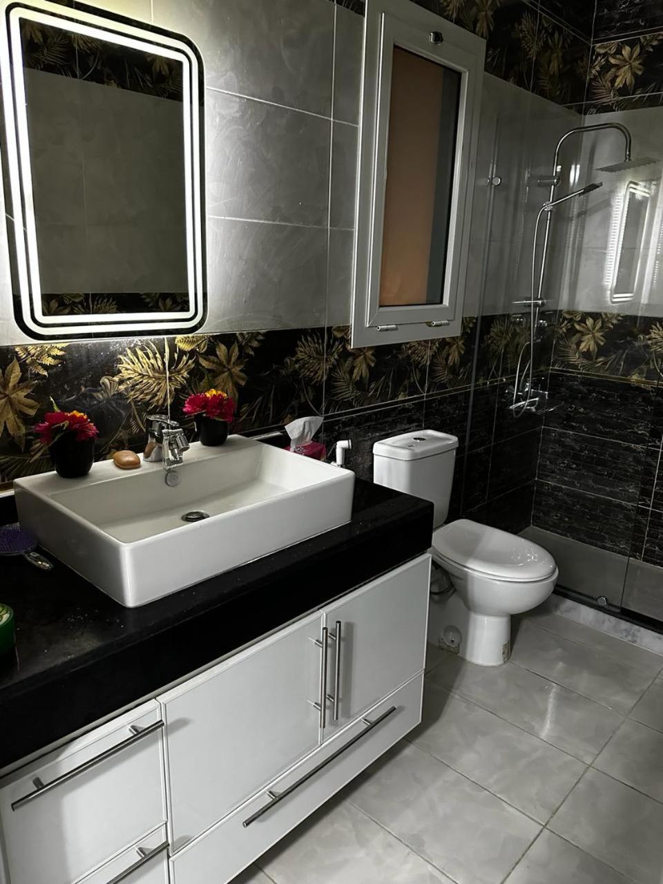 Twin House 4Bedrooms in mountain view Ras Elhkima view 5