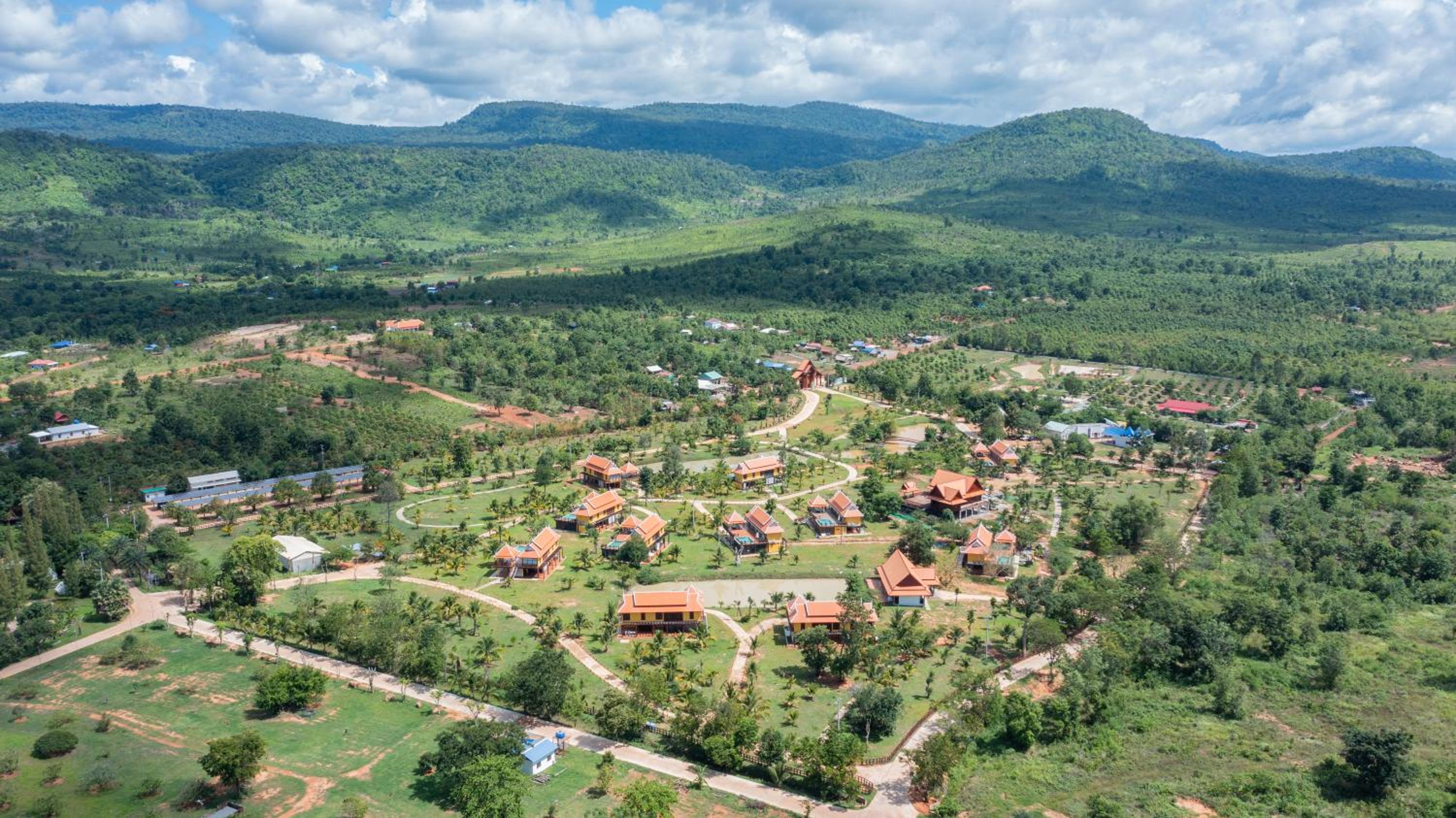 Phum Domnak Domrey Resort view 3