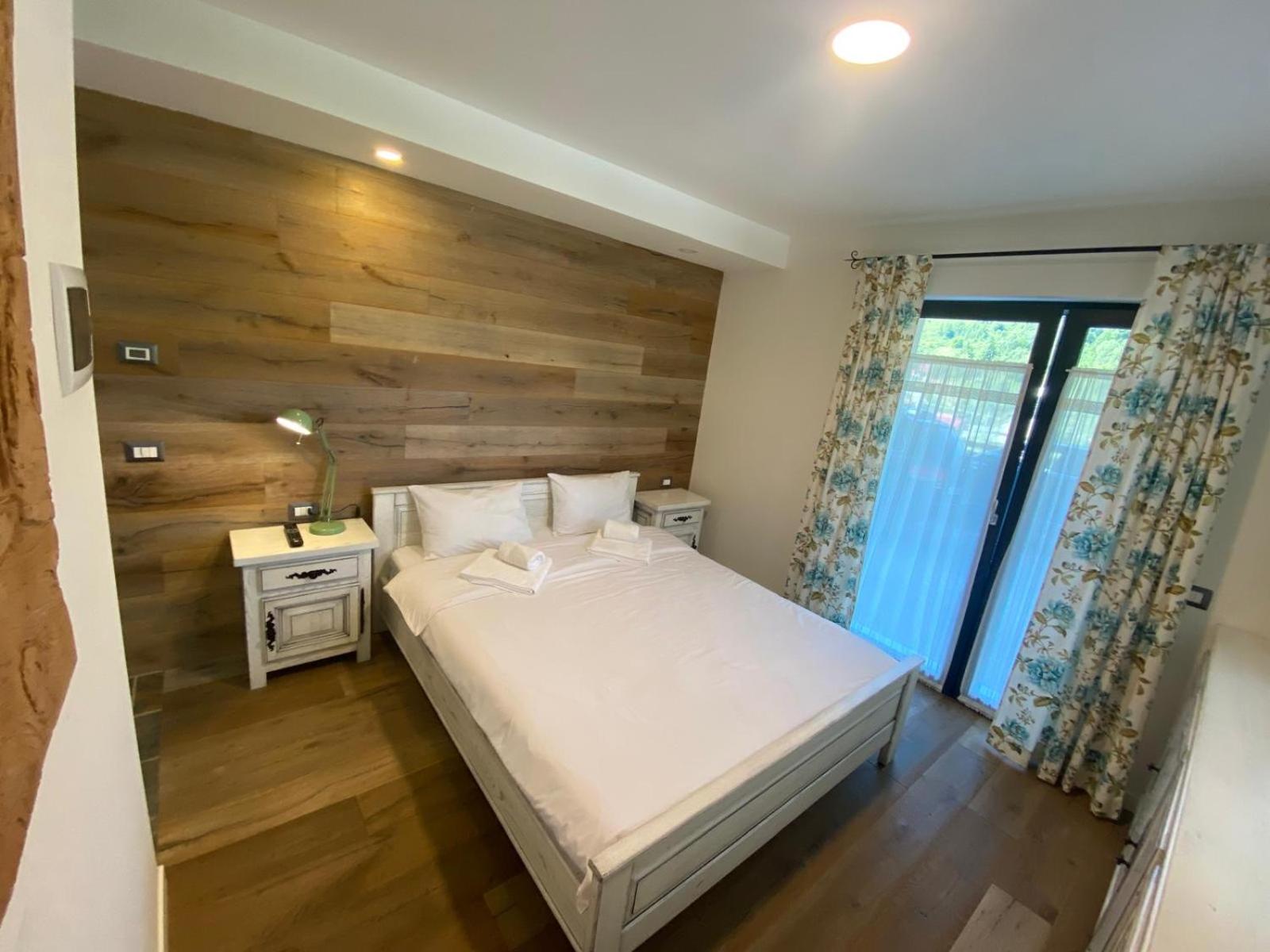 Cabana Repedea