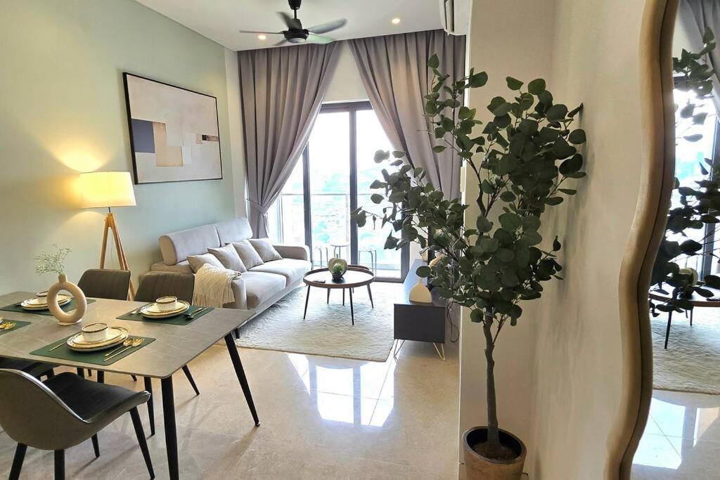 The Stylish 1BR With Gorgeous Infinity pool