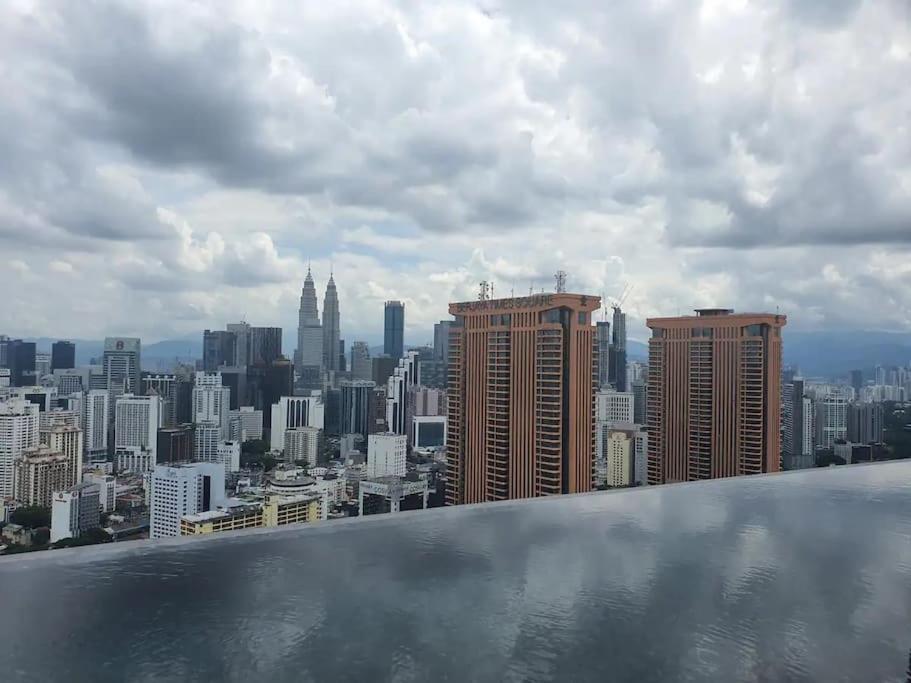 The Stylish 1BR With Gorgeous Infinity pool