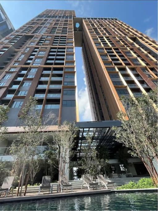 The Stylish 1BR With Gorgeous Infinity pool