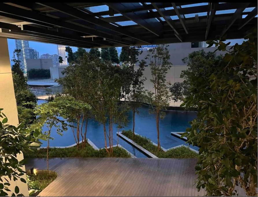 The Stylish 1BR With Gorgeous Infinity pool