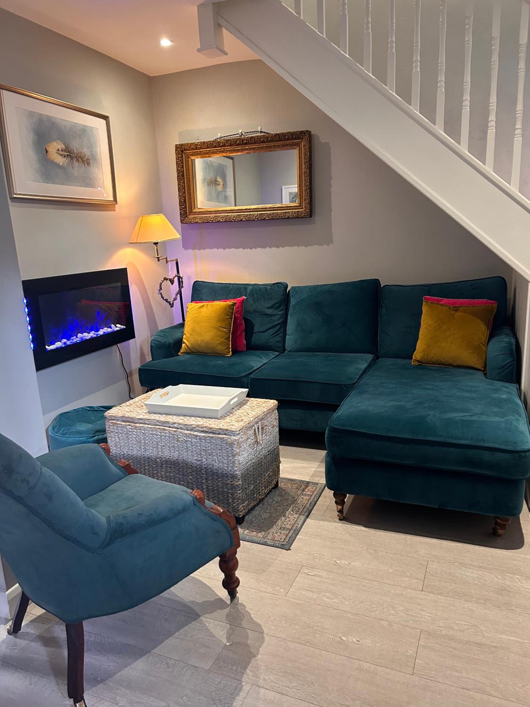 Boutique Townhouse in Christchurch Dorset view 3