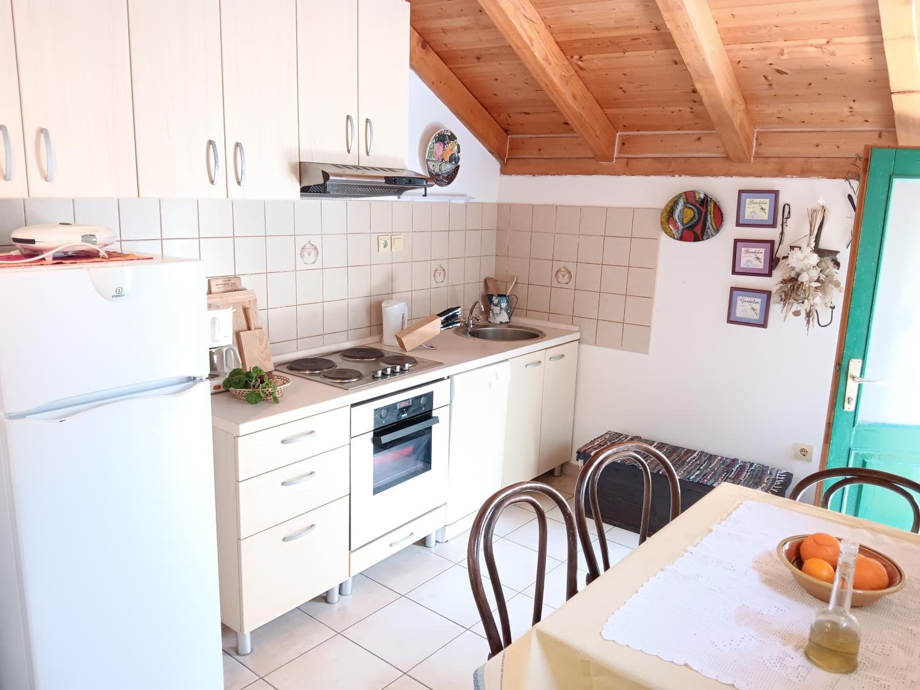 Guest House Lucijo
