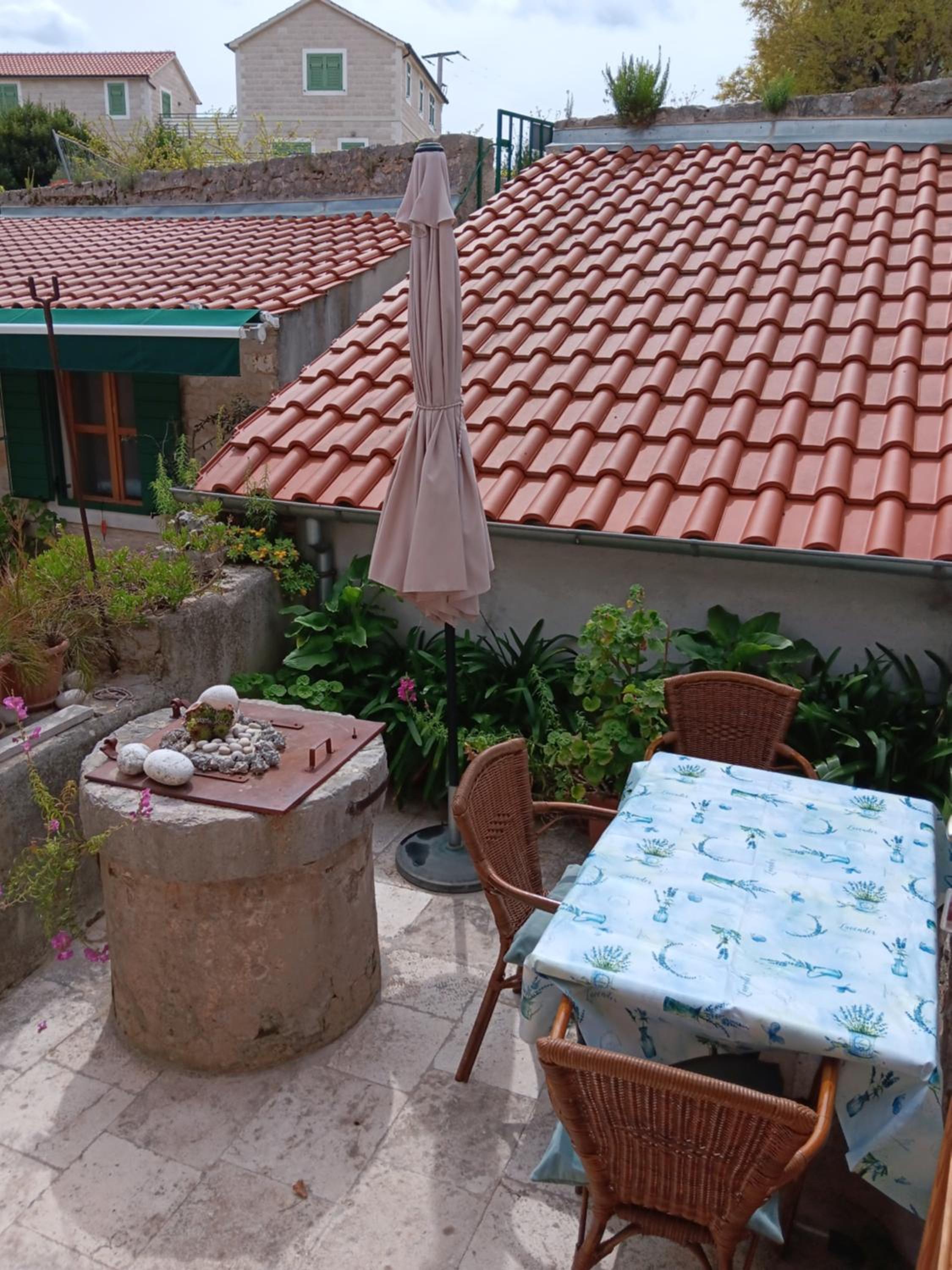 Guest House Lucijo