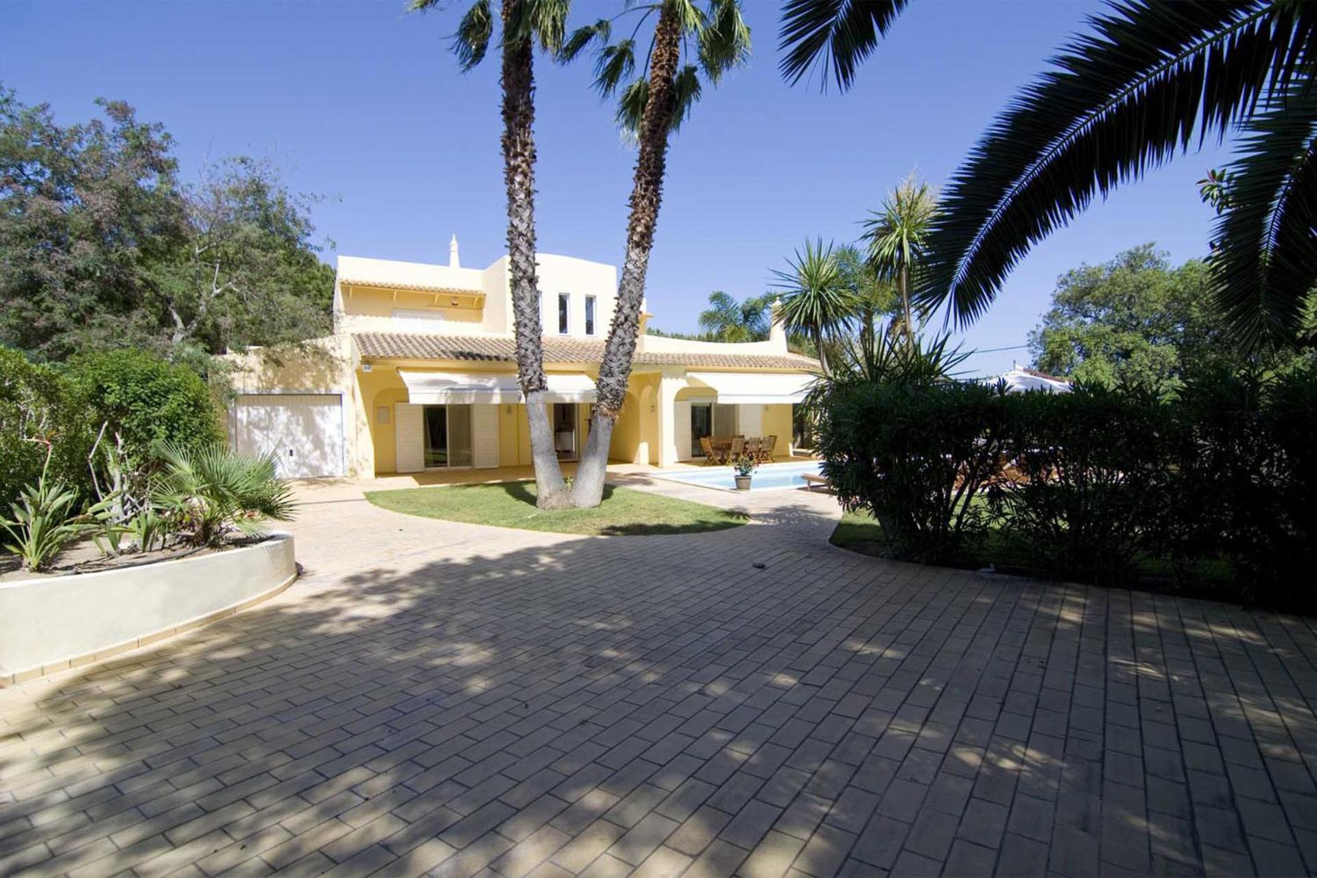 Almancil Vacations - Villa Jasmim - Property Image 6