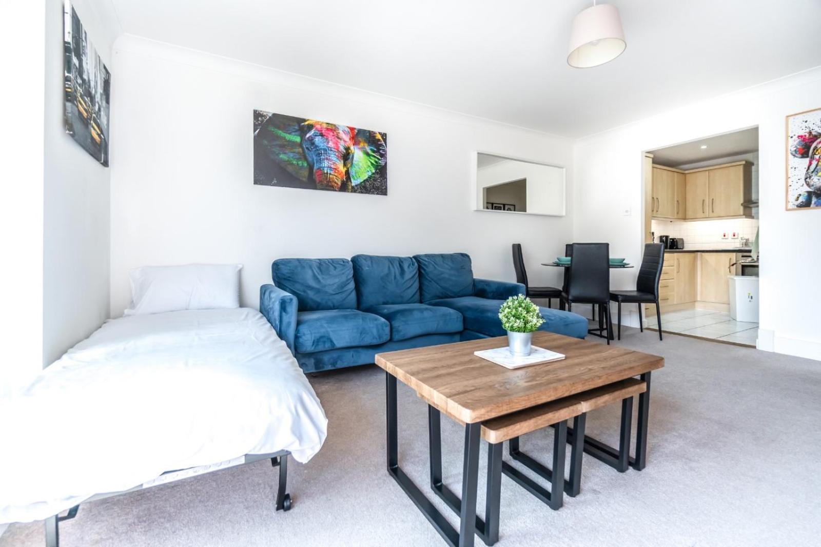 Luxury Apartment in Canary Wharf