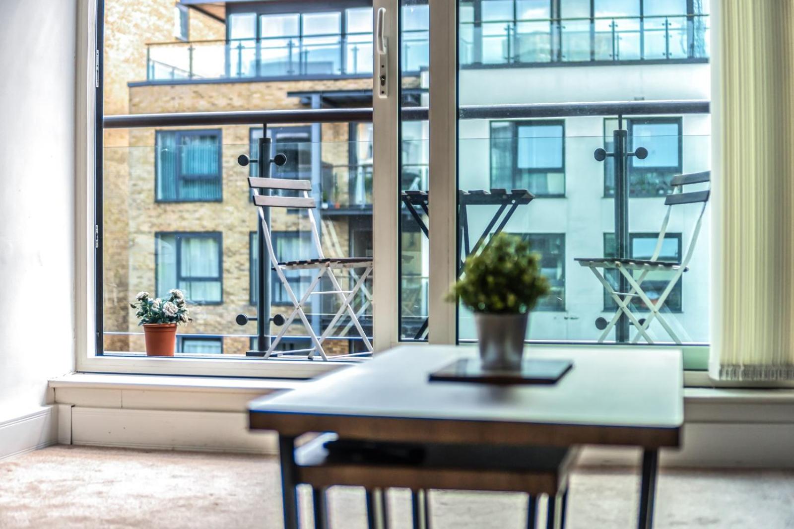 Luxury Apartment in Canary Wharf