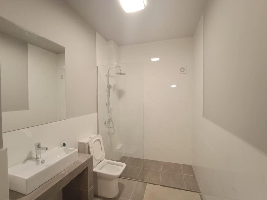 Elterra 7 Sunshine home