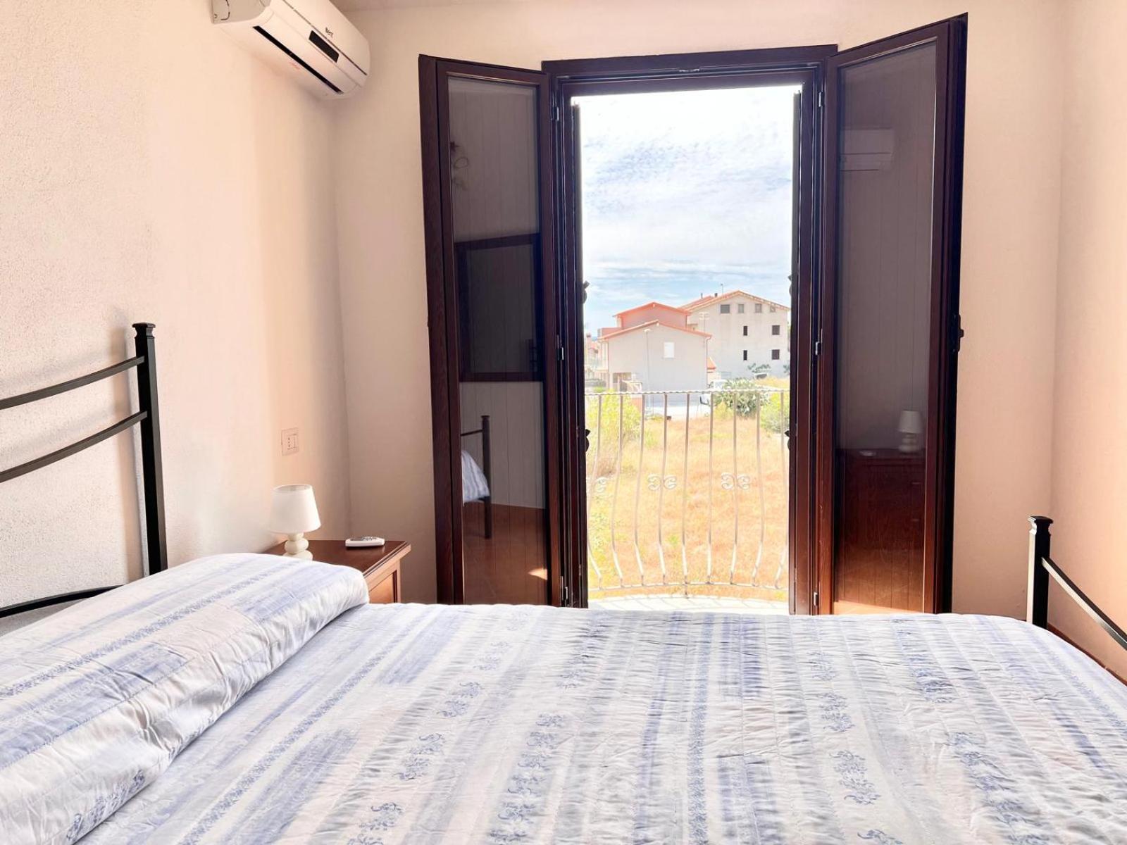 Hadley House Key to Villas