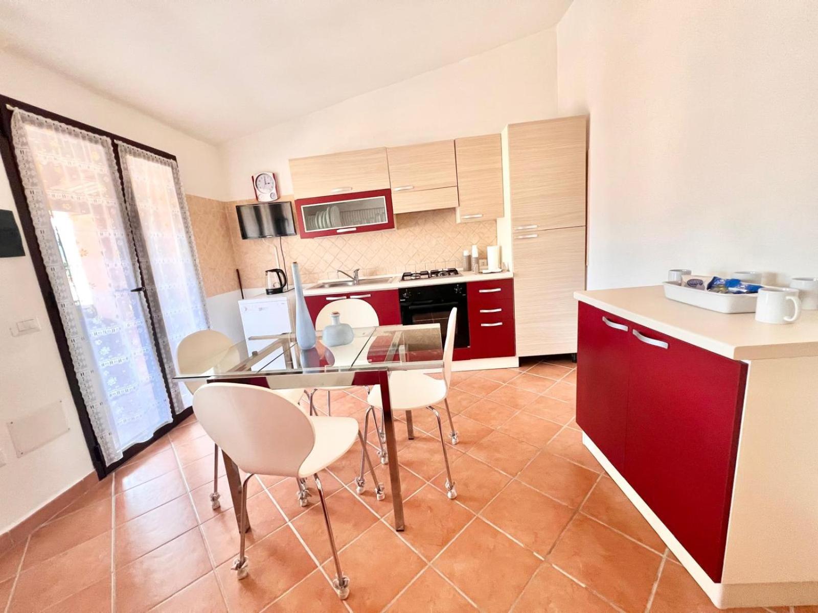Hadley House Key to Villas