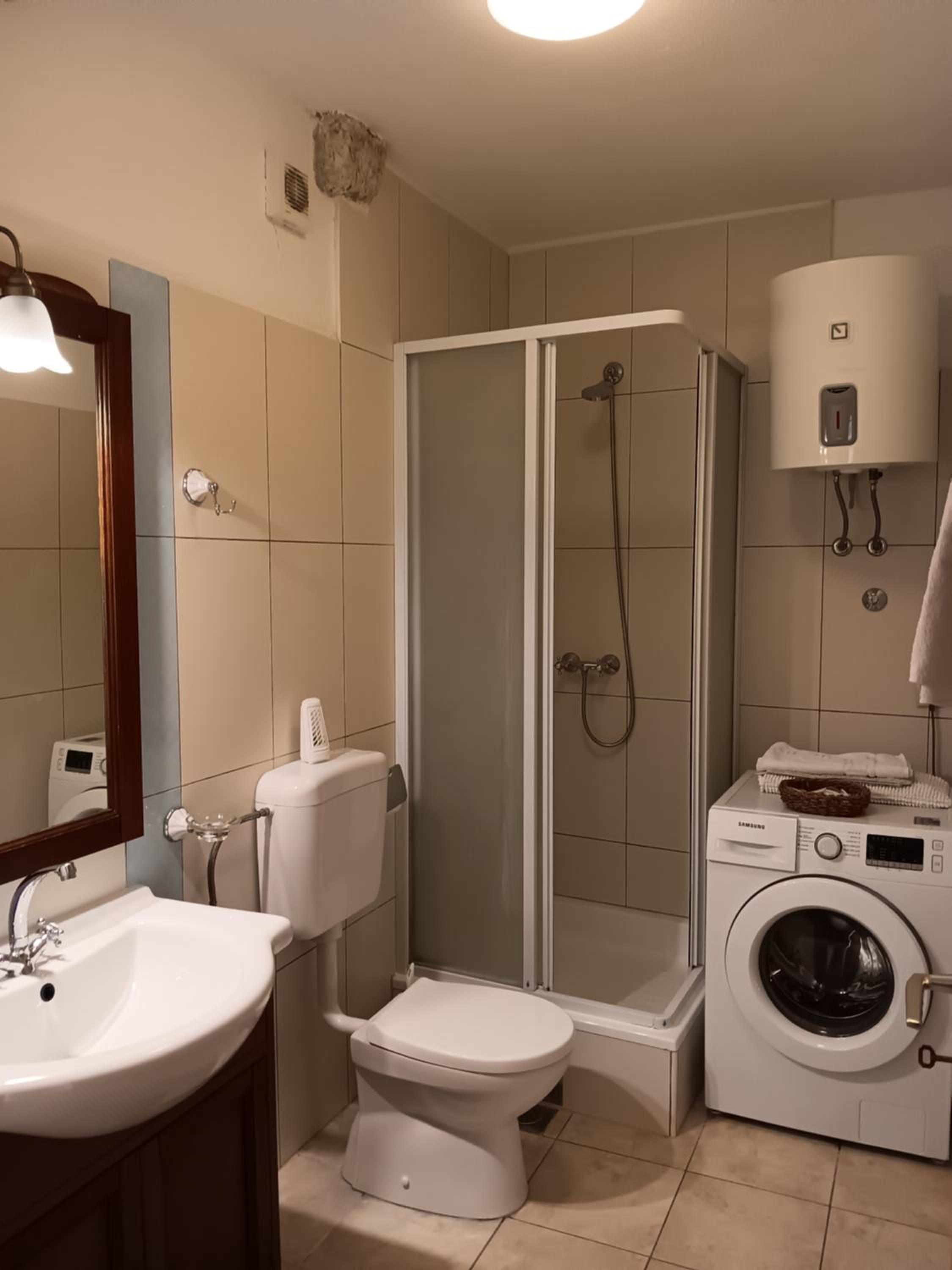 Guest House Lucijo