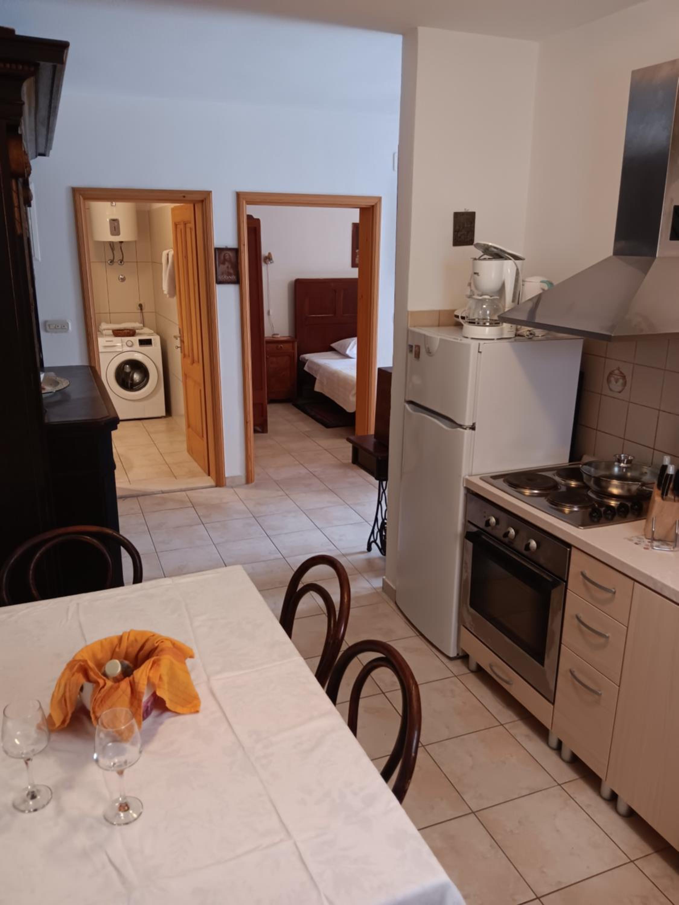 Guest House Lucijo