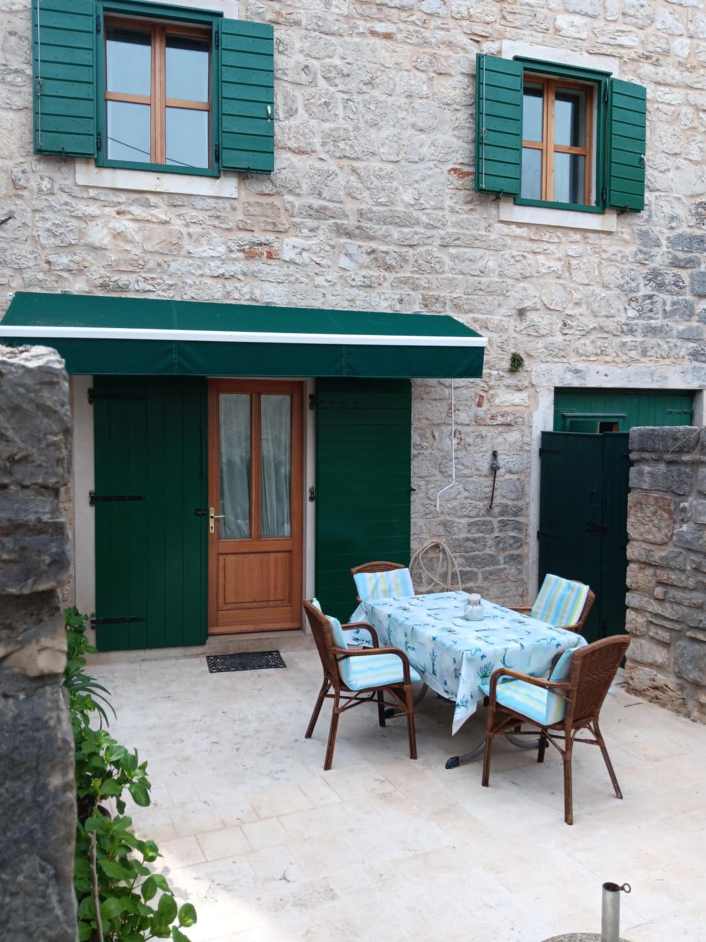 Guest House Lucijo