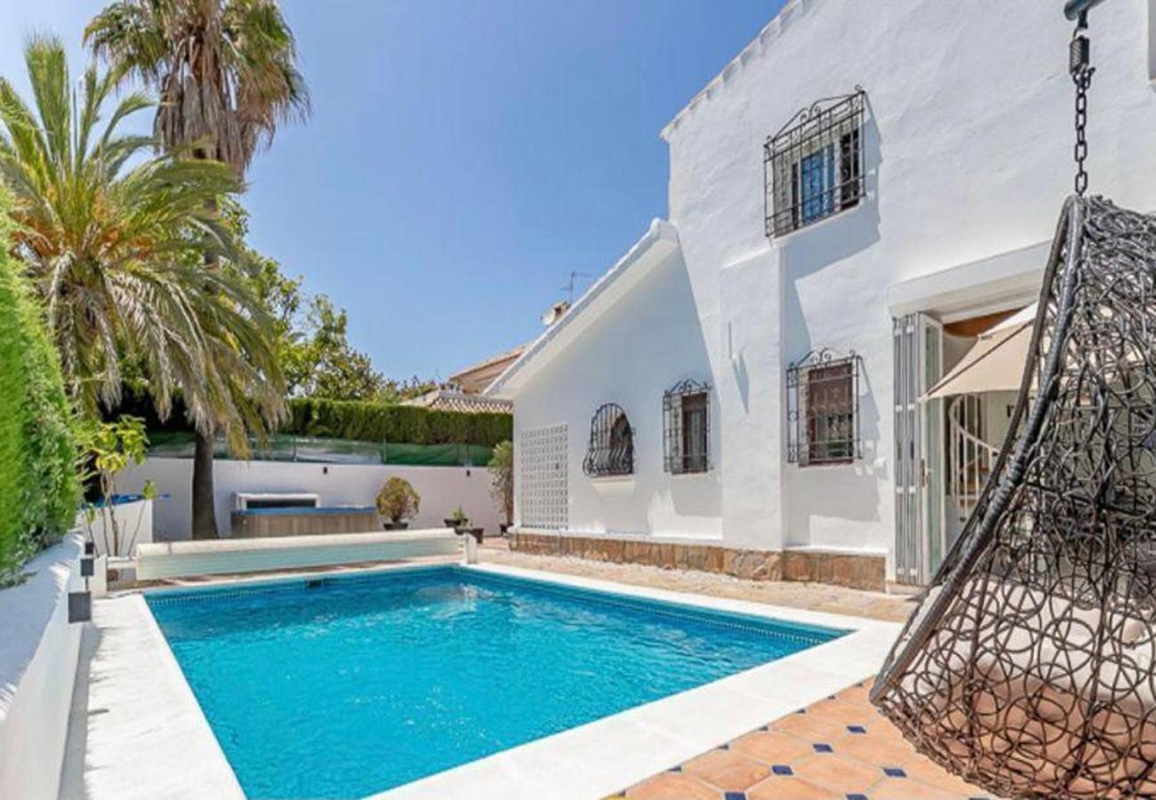 Marbella Vacations - GRR - Elegant Villa with Exclusive Private Pool - Property Image 66