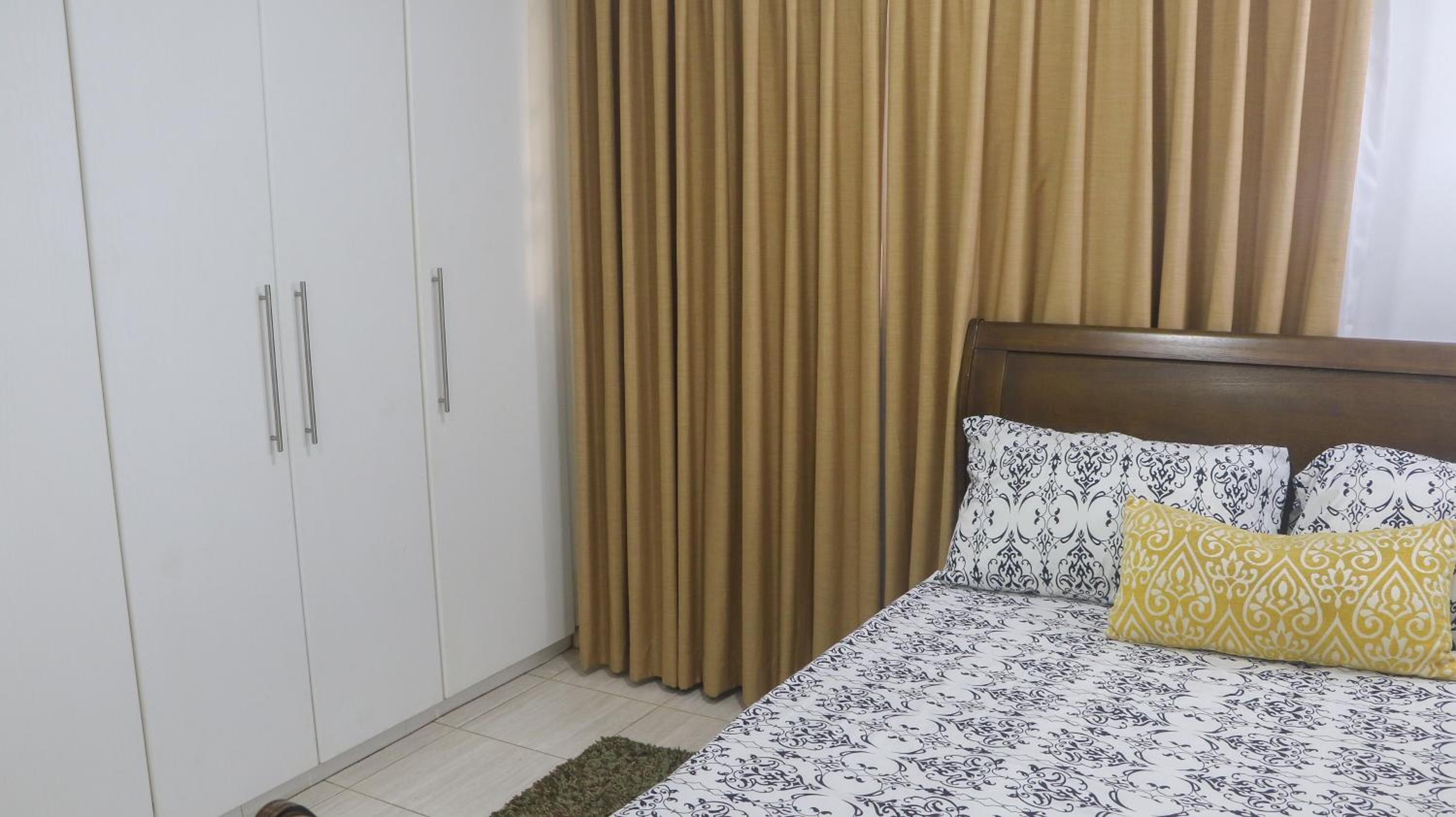 Palm Court Apartment