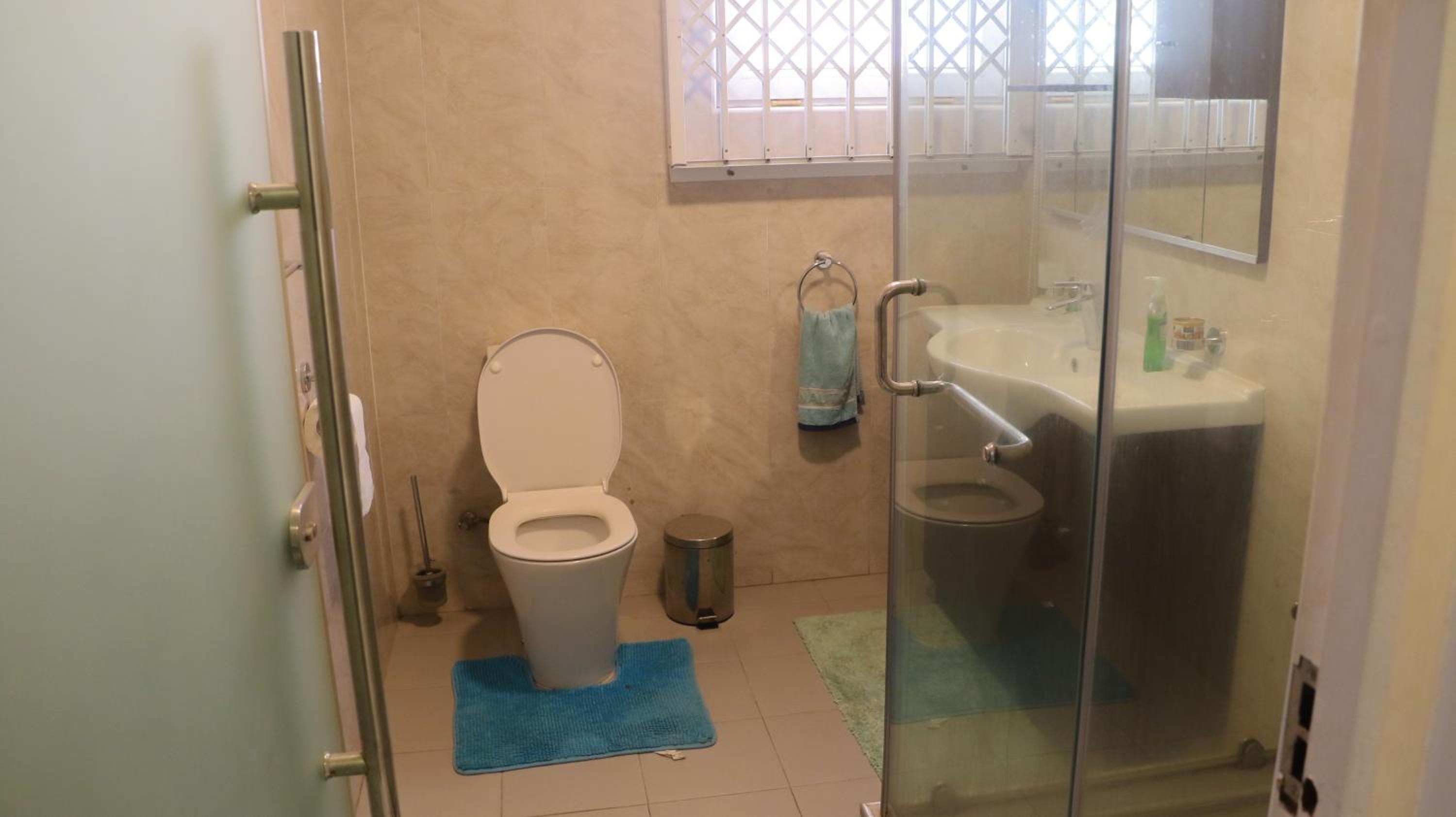 Palm Court Apartment