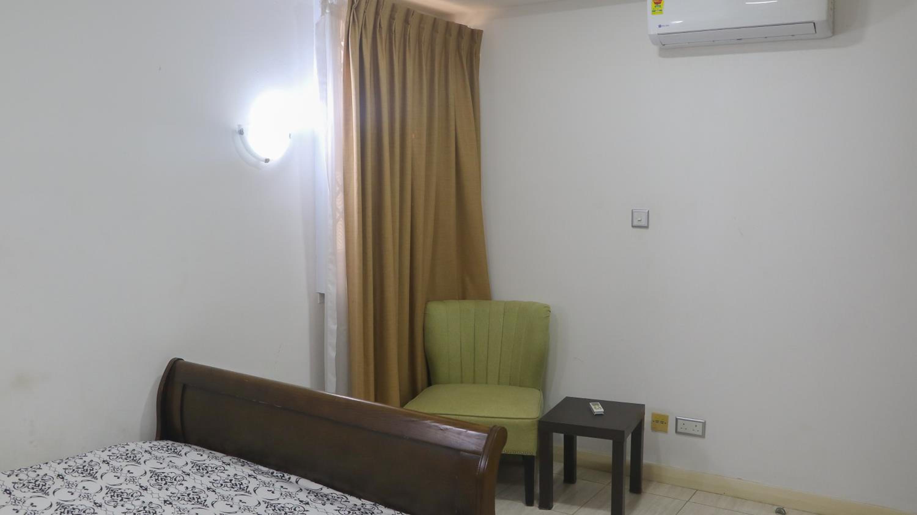 Palm Court Apartment