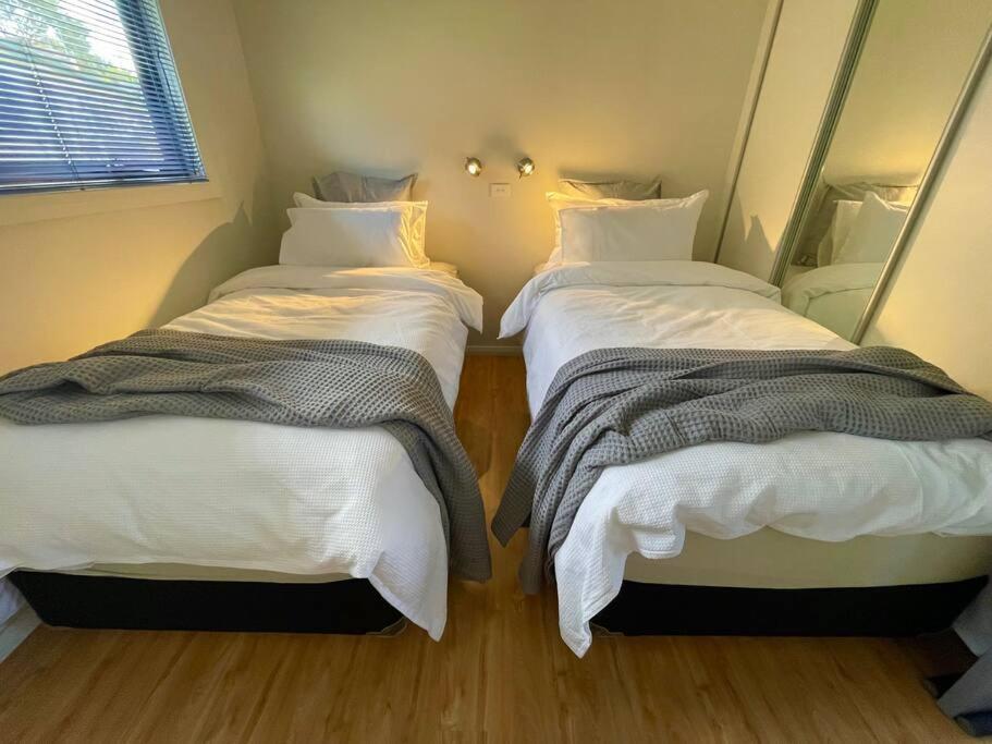 The Captain's Quarters - Orford Beach & Spa Retreat