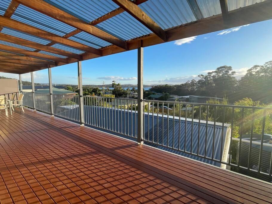 The Captain's Quarters - Orford Beach & Spa Retreat