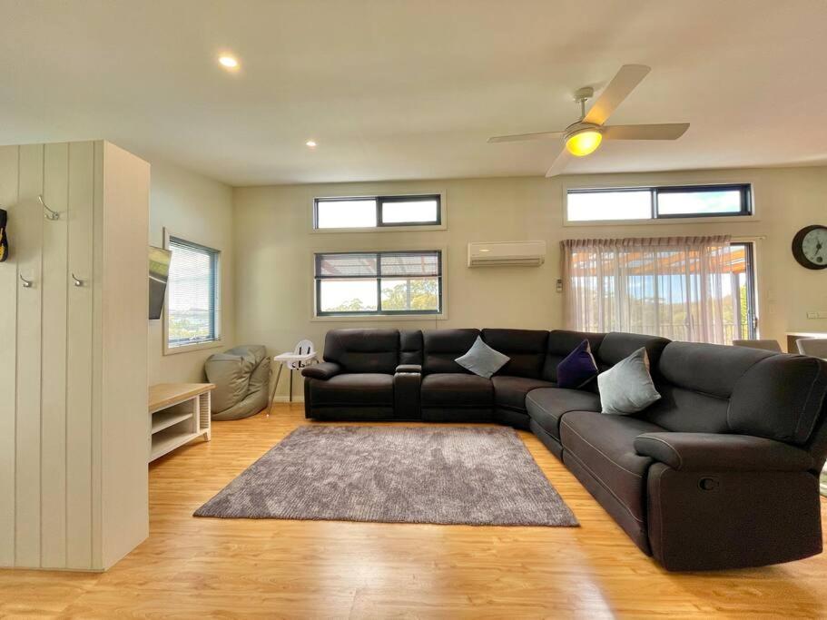 The Captain's Quarters - Orford Beach & Spa Retreat