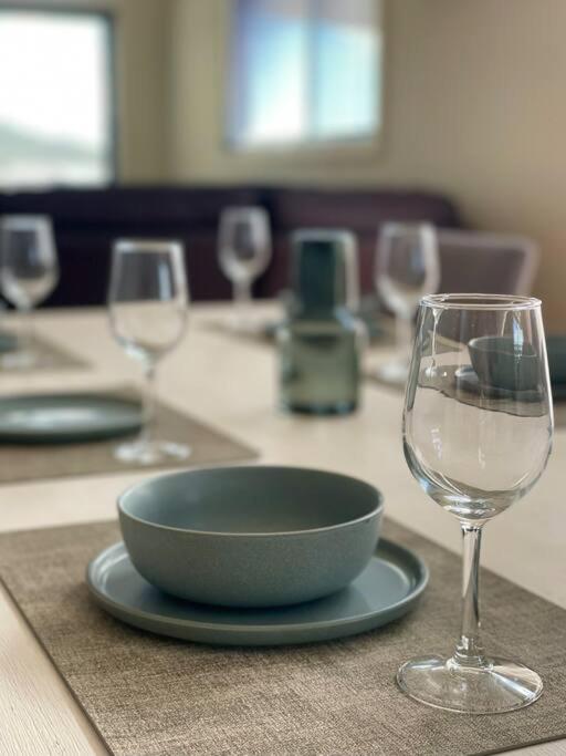 The Captain's Quarters - Orford Beach & Spa Retreat