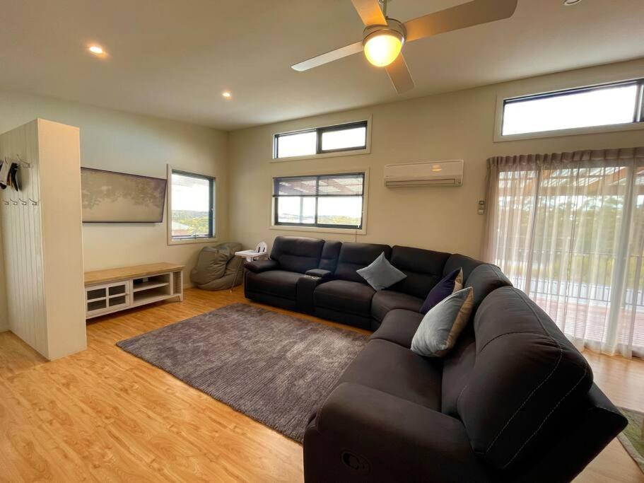 The Captain's Quarters - Orford Beach & Spa Retreat