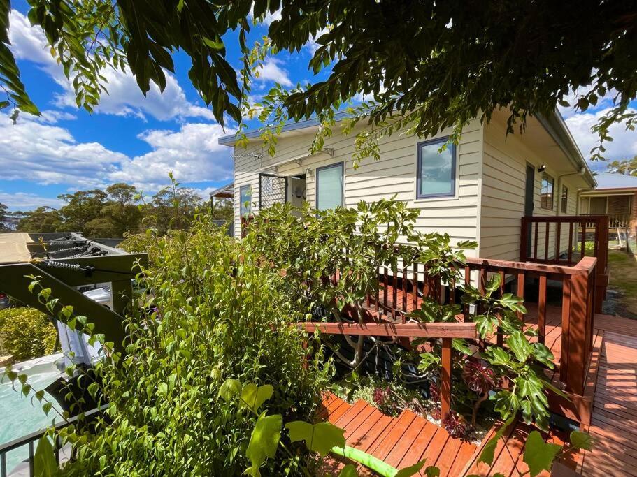 The Captain's Quarters - Orford Beach & Spa Retreat