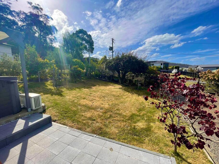 The Captain's Quarters - Orford Beach & Spa Retreat