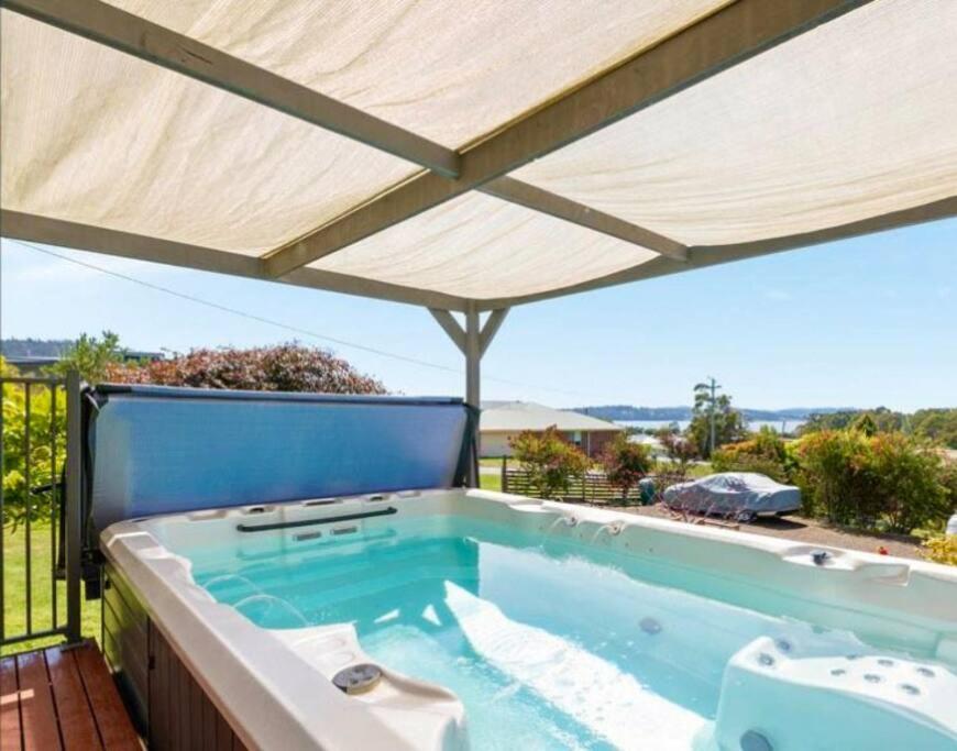 The Captain's Quarters - Orford Beach & Spa Retreat