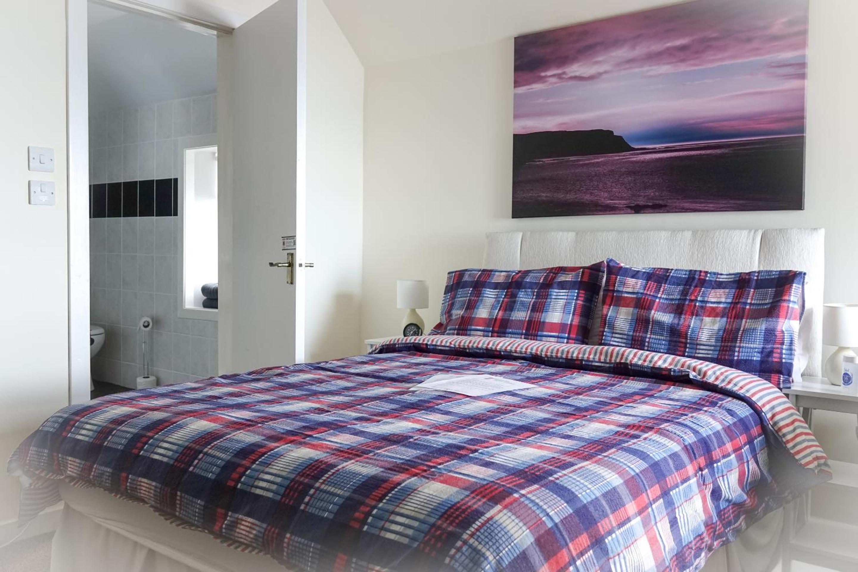 The Pennan Inn view 2