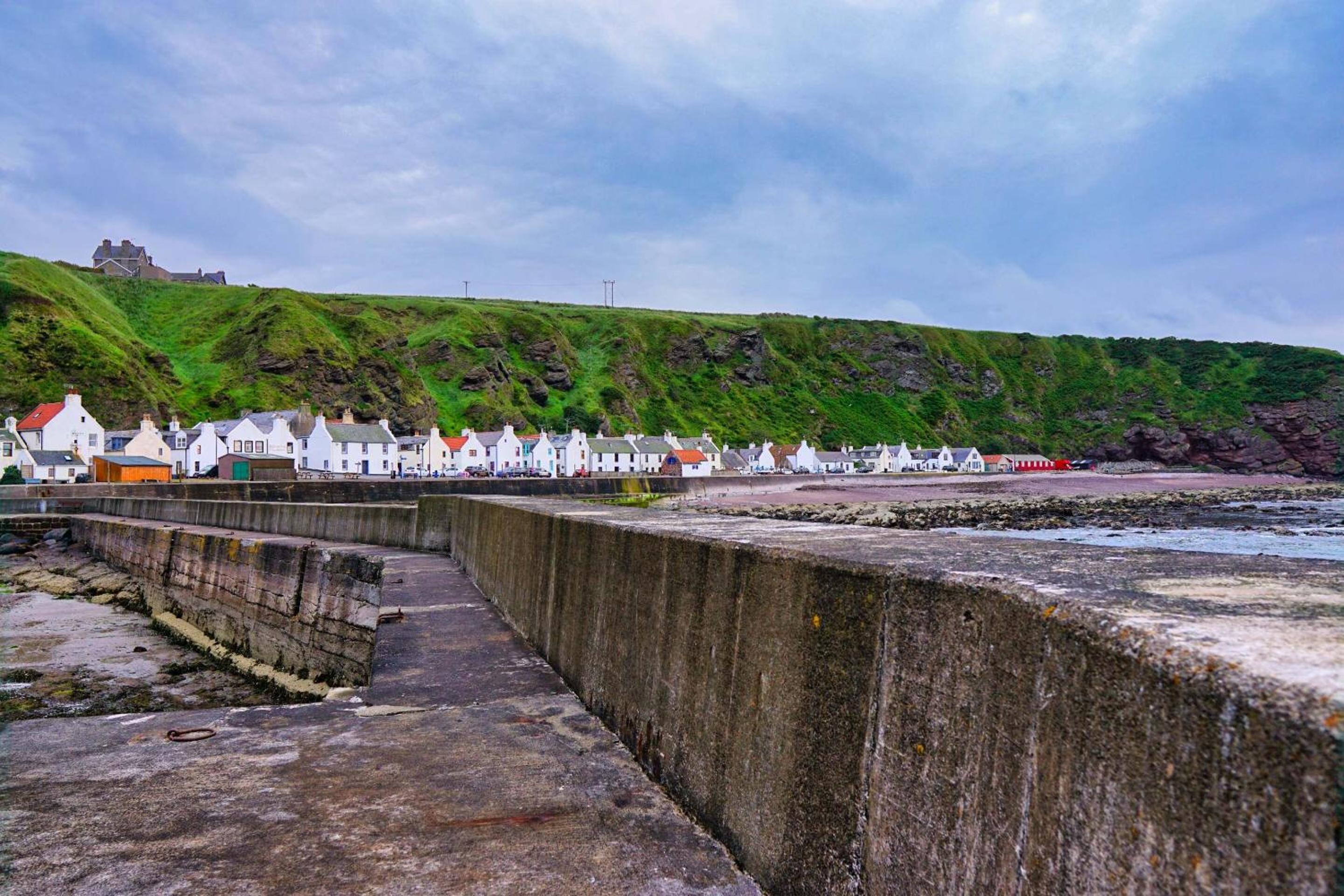 The Pennan Inn view 3
