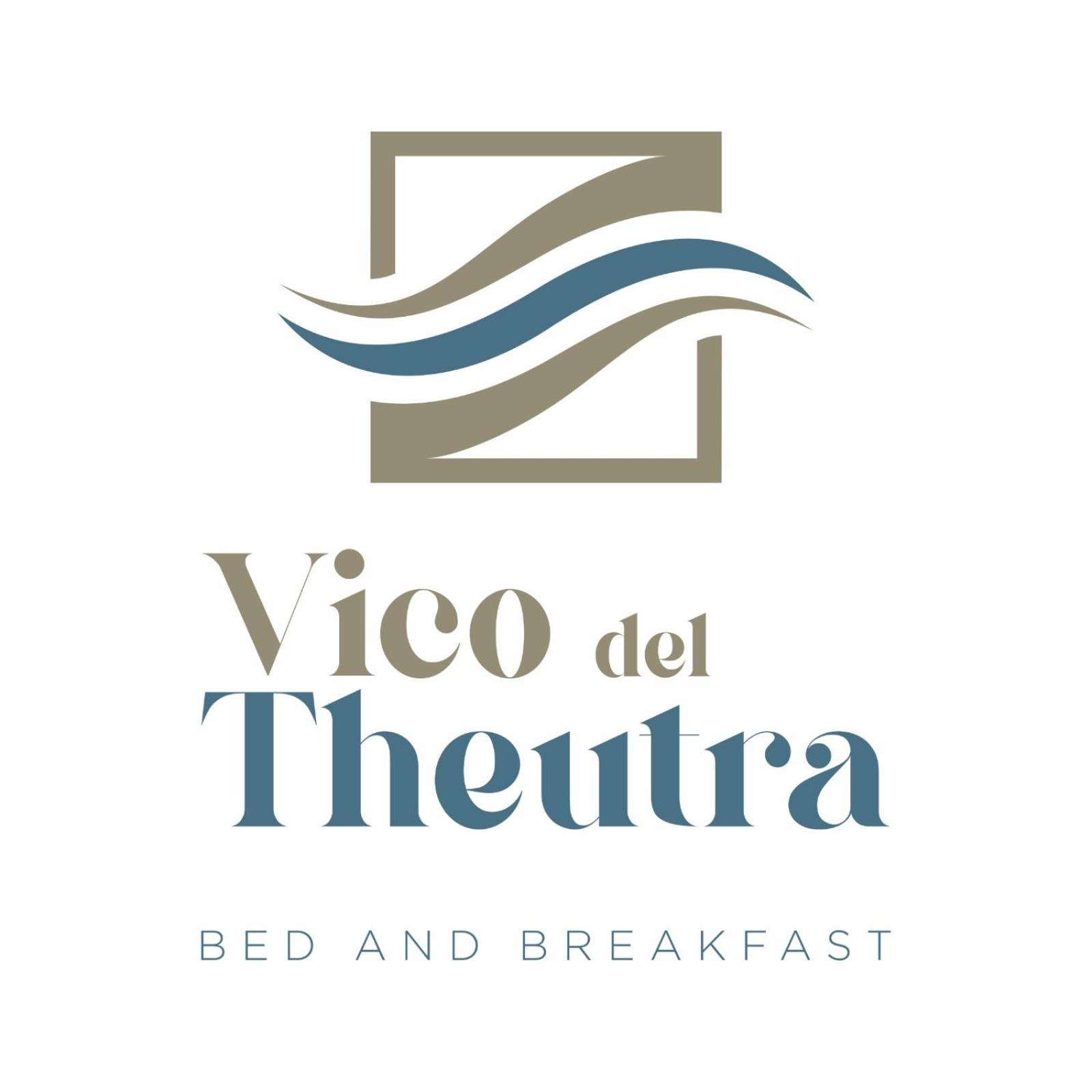 Vico del Theutra view 5