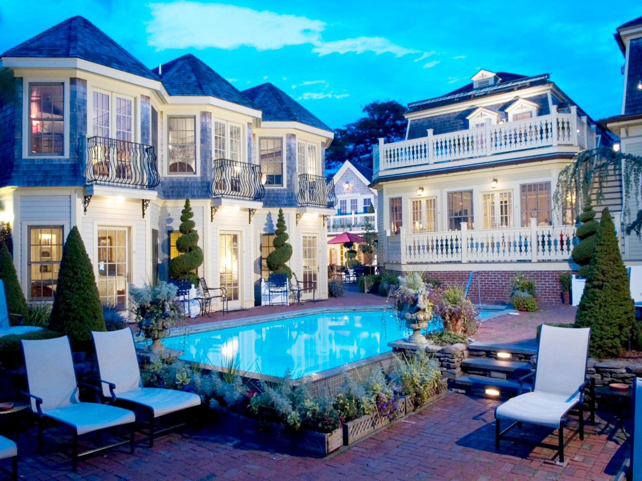 Brass Key Guesthouse Adults Only