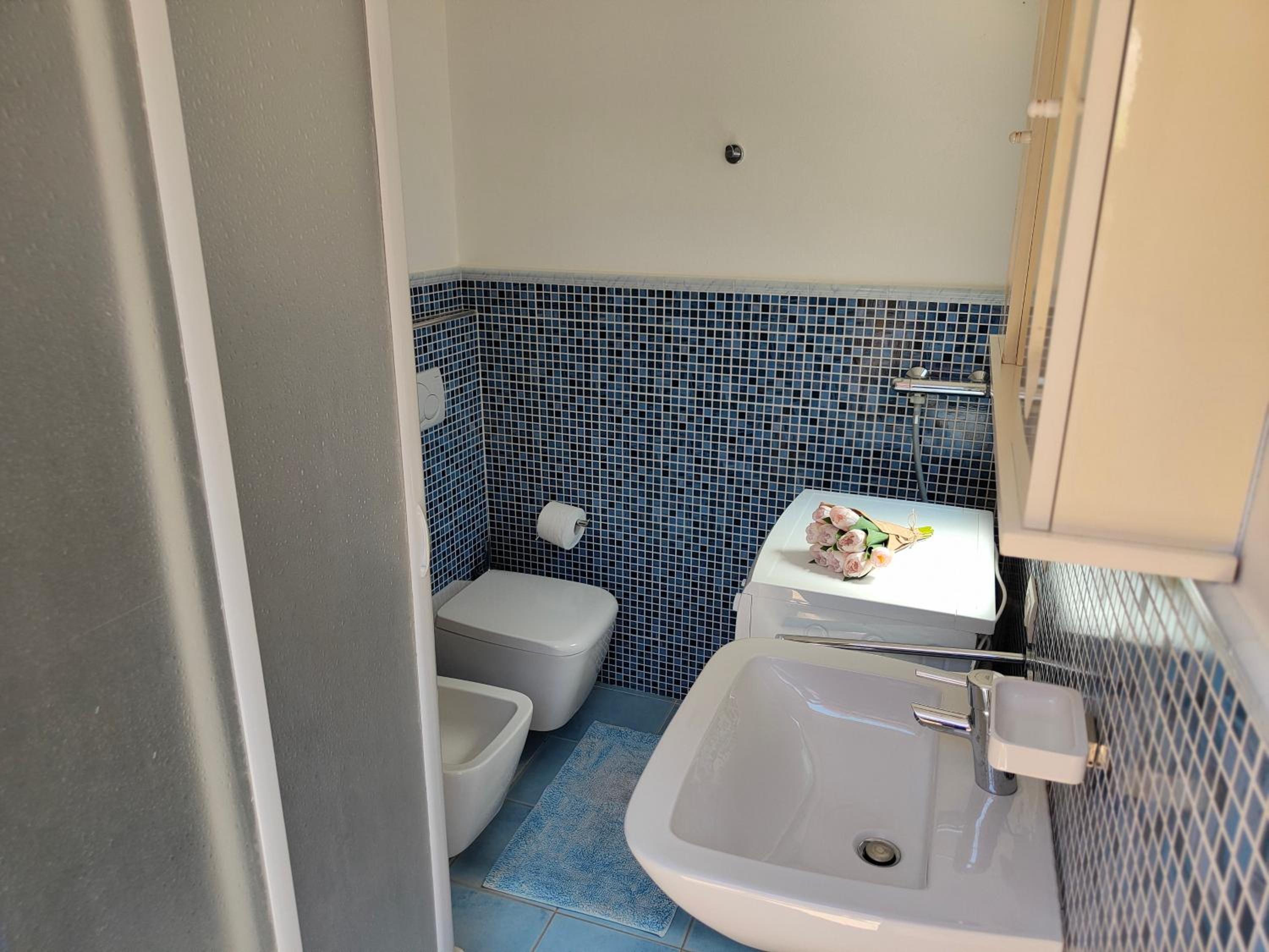 San Lorenzo Blue Apartments - 150m from the Beach view 5